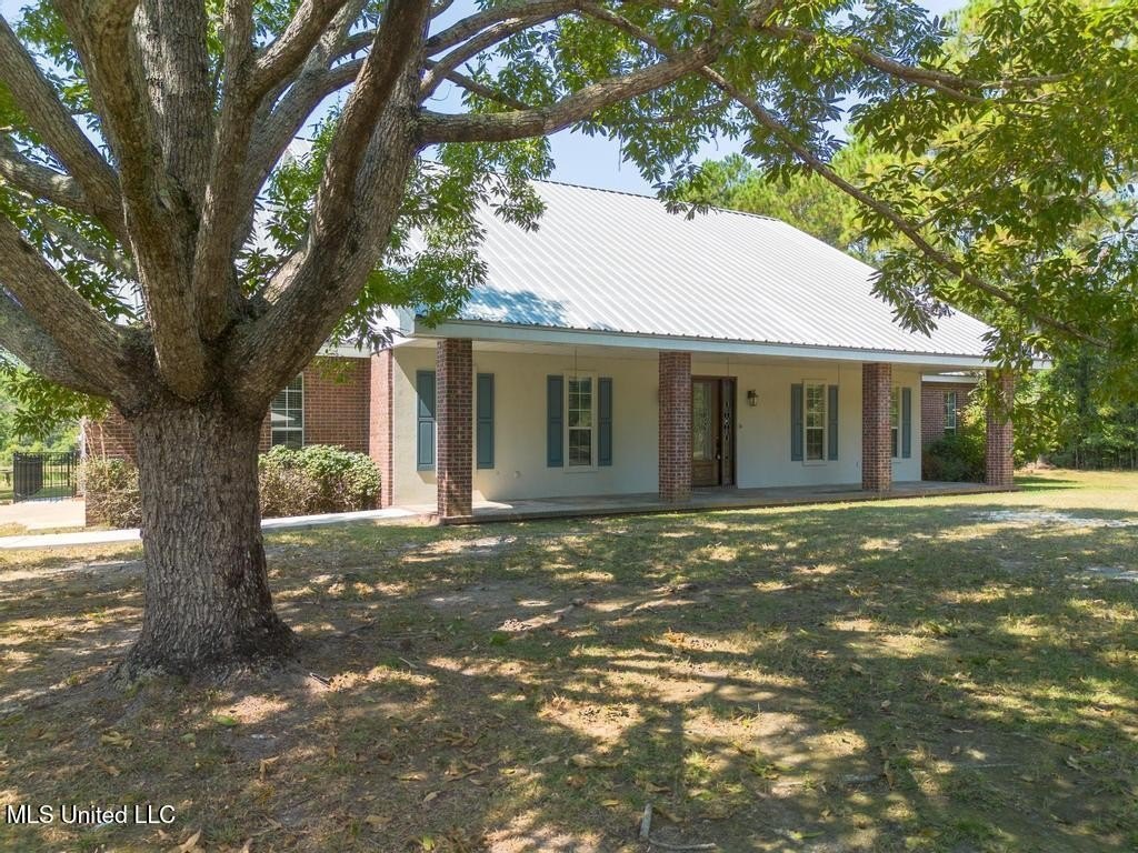 Vancleave, Mississippi, 39565, United States, 3 Bedrooms Bedrooms, ,3 BathroomsBathrooms,Residential,For Sale,1975033