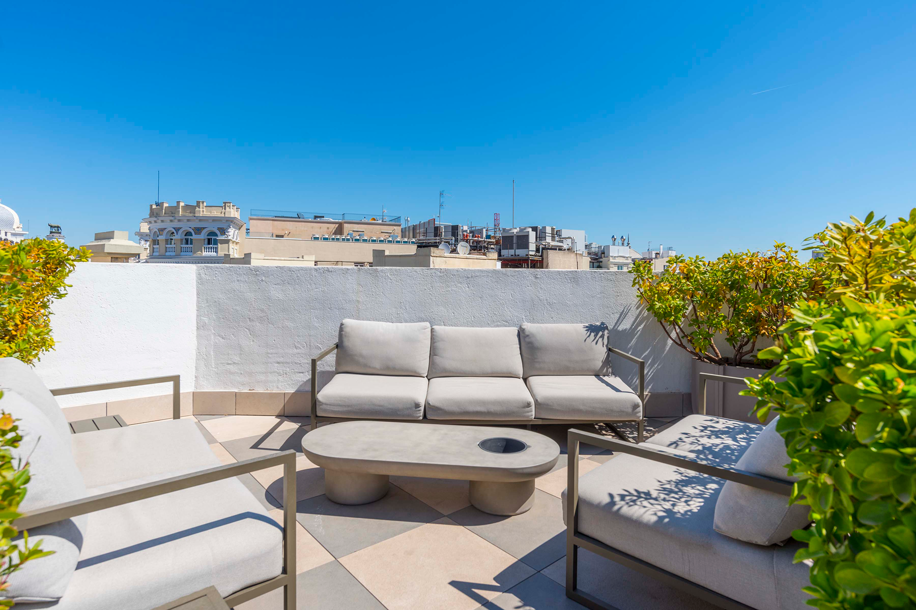  Modern flat with rooftop and pool in the heart of Madrid - 物件實景