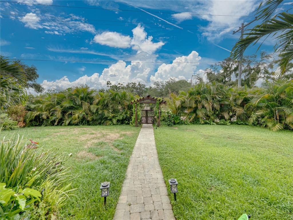 Gulfport, Florida, 33707, United States, 3 Bedrooms Bedrooms, ,3 BathroomsBathrooms,Residential,For Sale,1846647