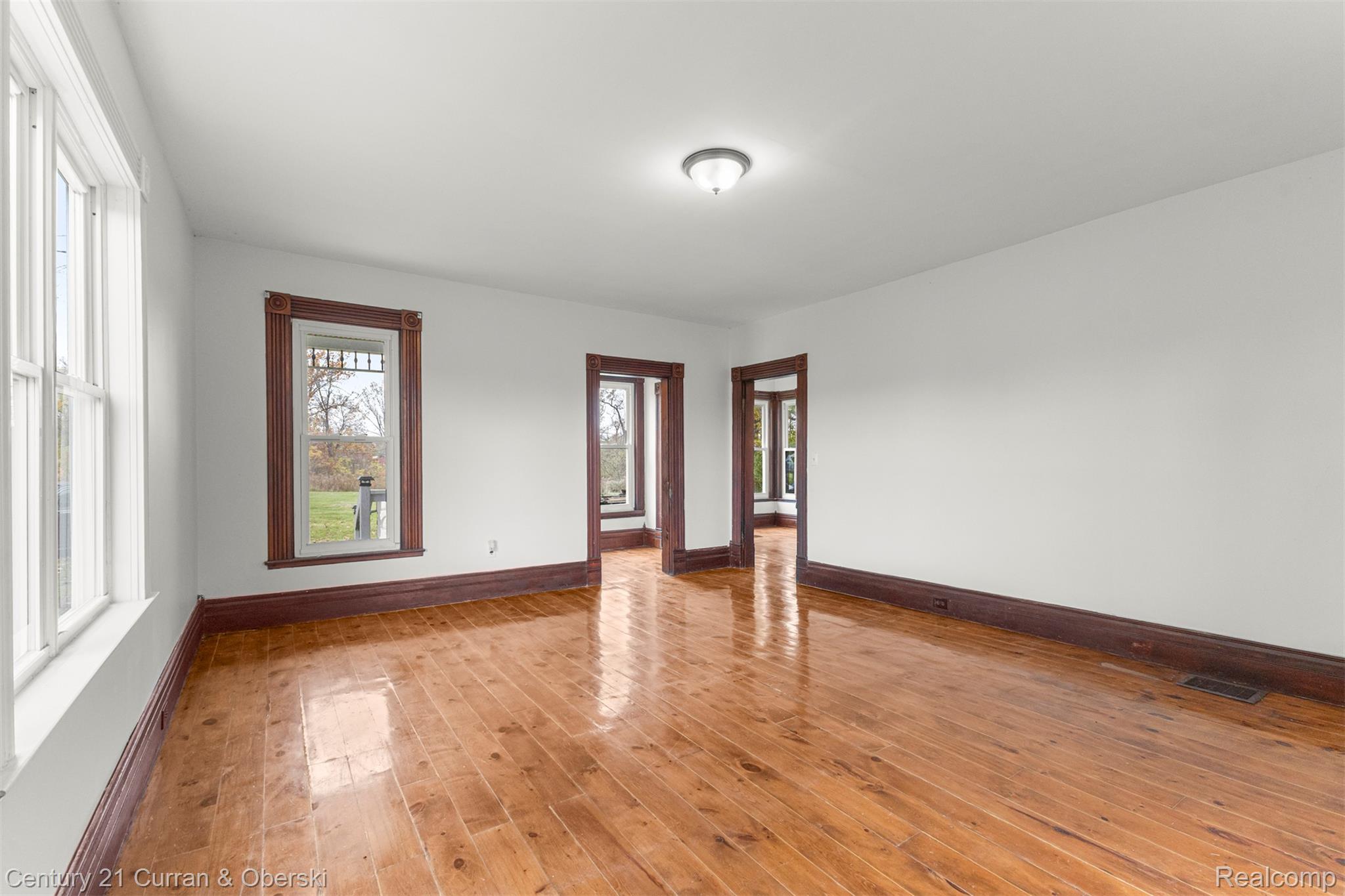 Westland, Michigan, 48185, United States, 3 Bedrooms Bedrooms, ,2 BathroomsBathrooms,Residential,For Sale,1985748