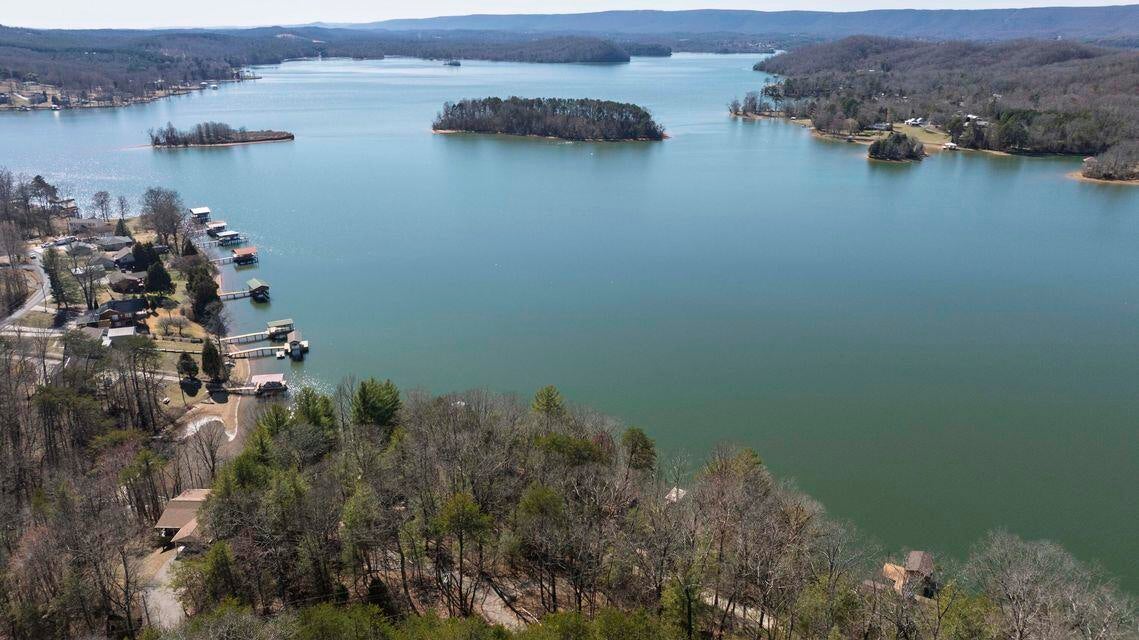Spring City, Tennessee, 37381, United States, 1 Bedroom Bedrooms, ,2 BathroomsBathrooms,Residential,For Sale,1826365