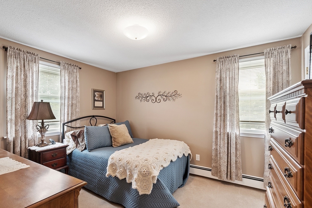 Beverly, Massachusetts, 01915, United States, 3 Bedrooms Bedrooms, ,2 BathroomsBathrooms,Residential,For Sale,1912054