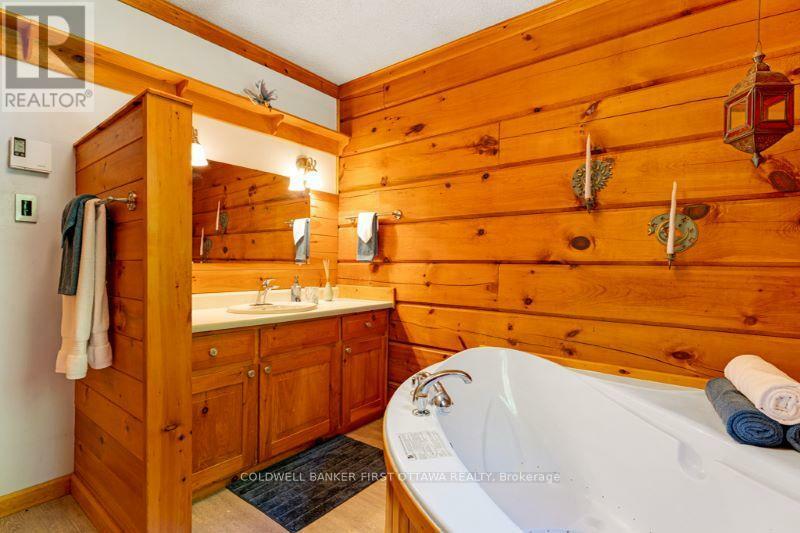 DRUMMOND/NORTH ELMSLEY, Ontario, K7C 0C5, CA, 3 Bedrooms Bedrooms, ,2 BathroomsBathrooms,Residential,For Sale,1875944