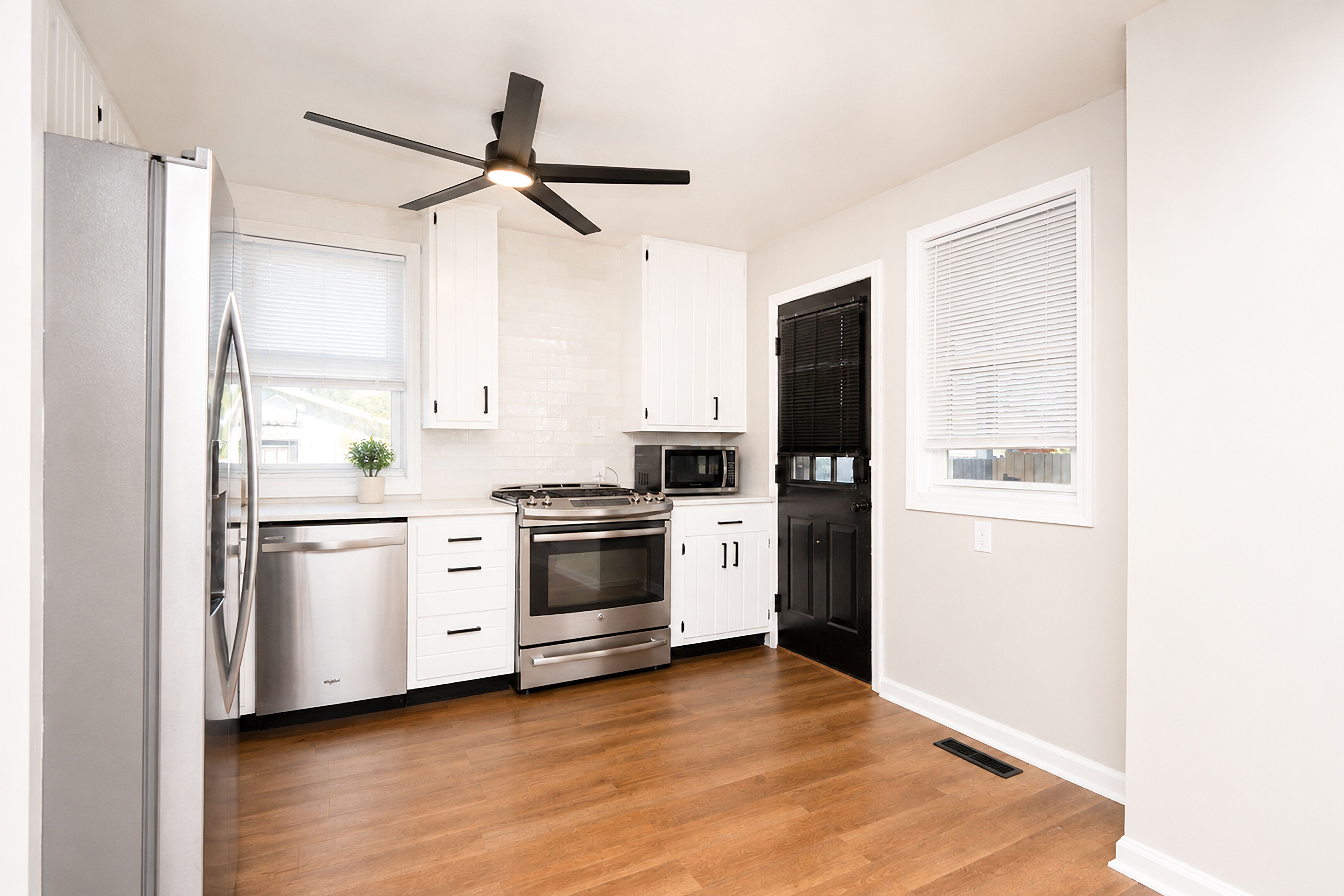  1813 Freeport Road, Natrona Heights, PA 15065 - 物件實景