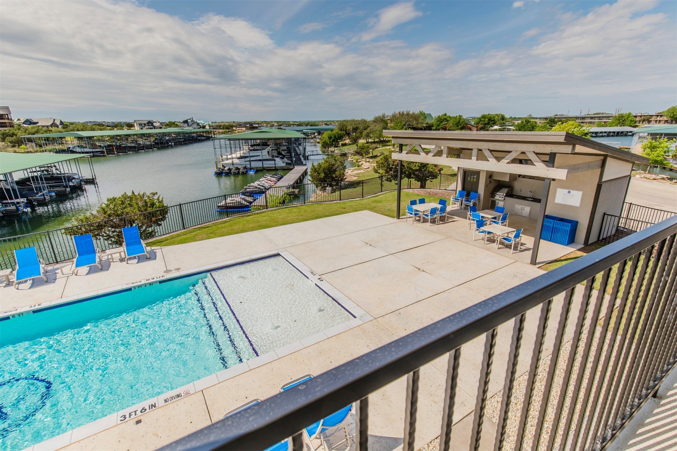 Possum Kingdom Lake, Texas, 76449, United States, 2 Bedrooms Bedrooms, ,2 BathroomsBathrooms,Residential,For Sale,1977321