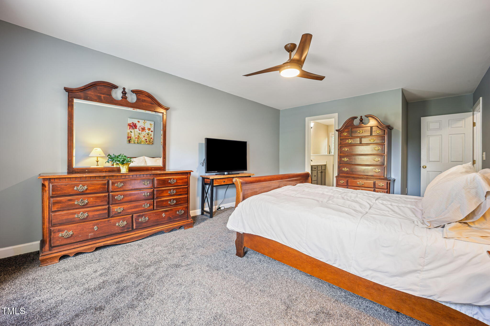 Apex, North Carolina, 27502, United States, 4 Bedrooms Bedrooms, ,3 BathroomsBathrooms,Residential,For Sale,1939175