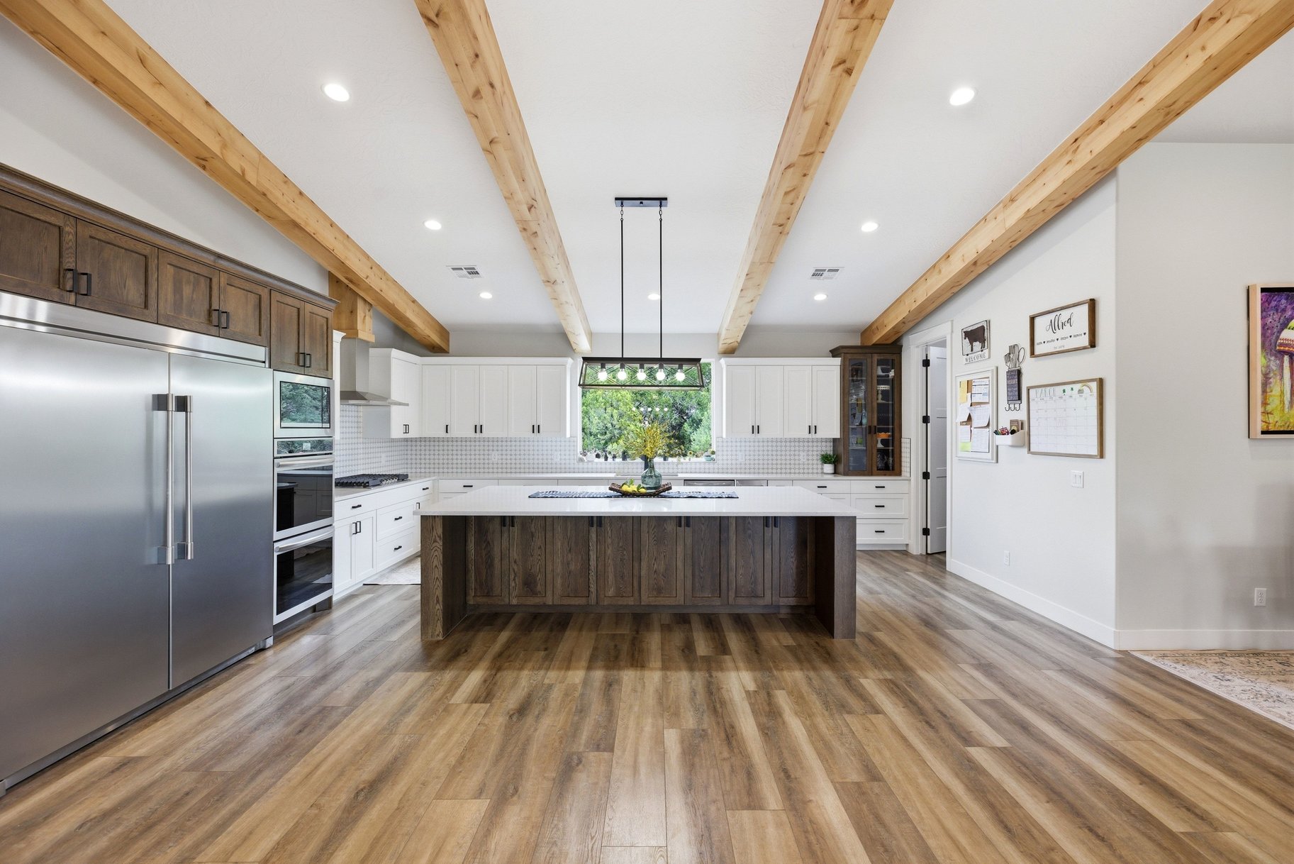  5 Acres • Two Homes In One • Horse Property With Flexible Living Options - 物件實景