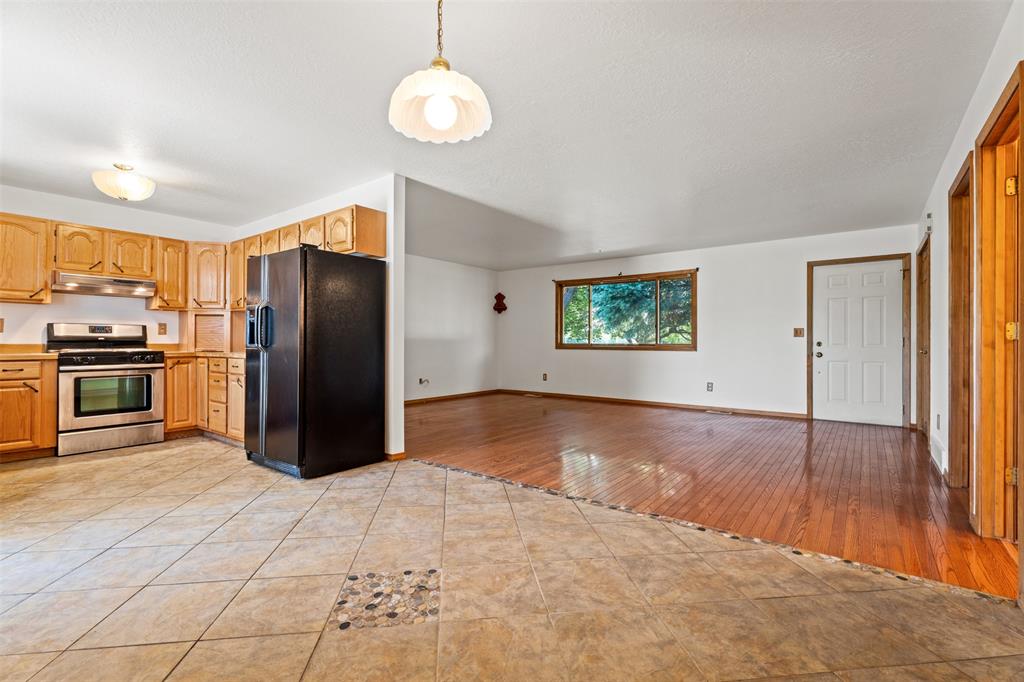 Missoula, Montana, 59808, United States, 2 Bedrooms Bedrooms, ,2 BathroomsBathrooms,Residential,For Sale,1864839