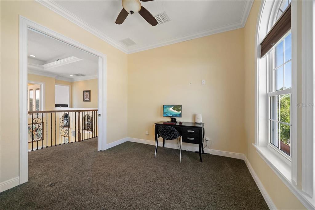 Largo, Florida, 33770, United States, 5 Bedrooms Bedrooms, ,4 BathroomsBathrooms,Residential,For Sale,2002964