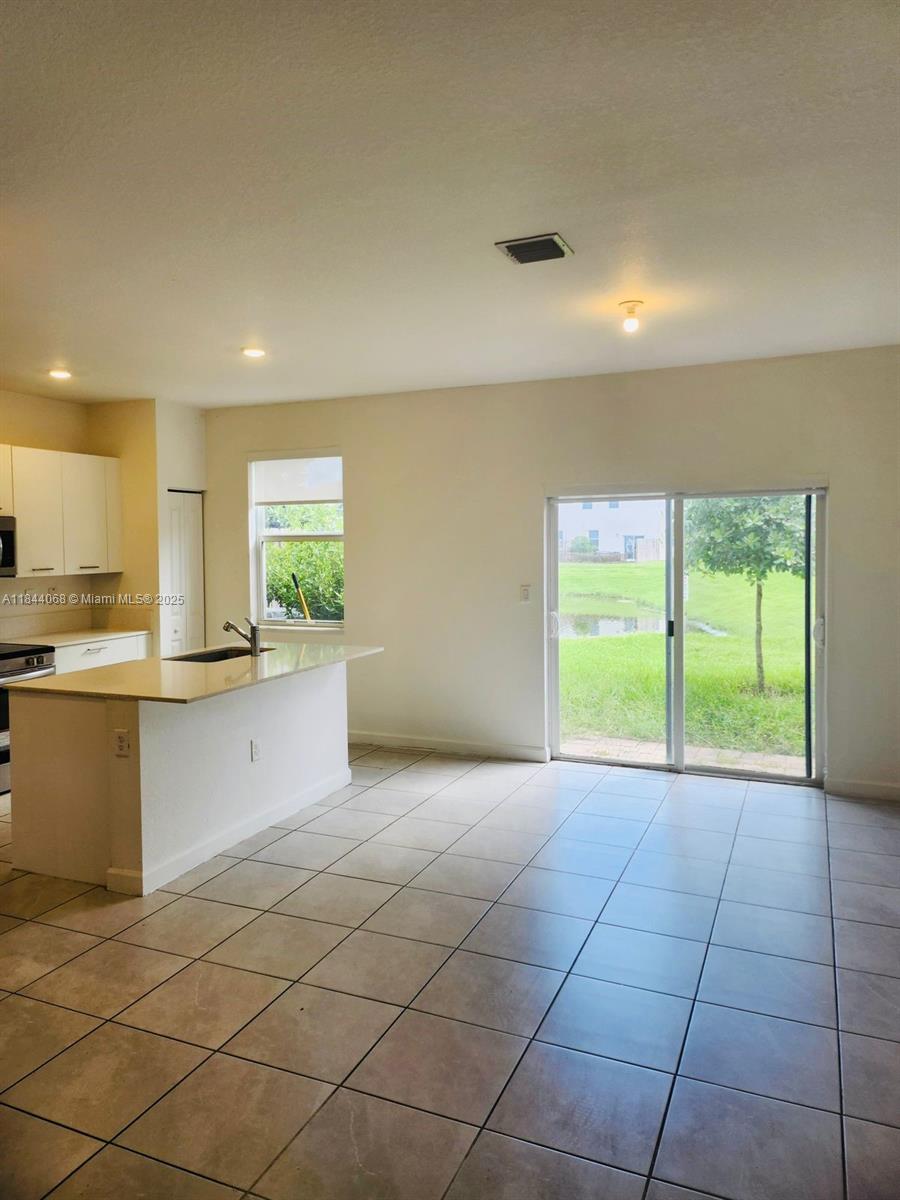 Miami, Florida, 33167, United States, 3 Bedrooms Bedrooms, ,3 BathroomsBathrooms,Residential,For Sale,1898426