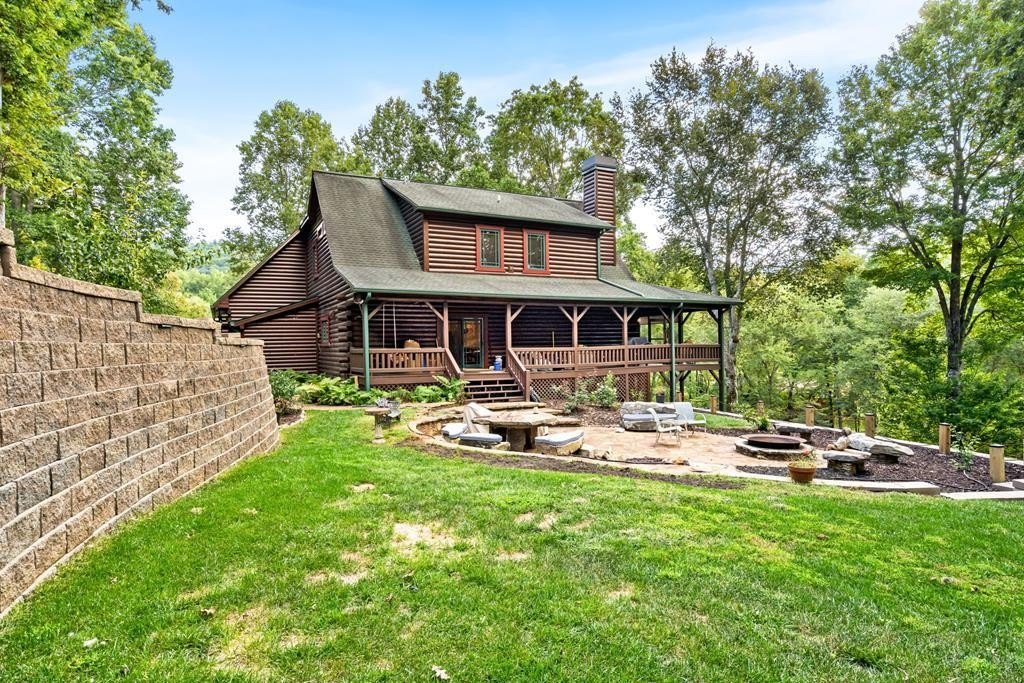 Hiawassee, Georgia, 30546, United States, 4 Bedrooms Bedrooms, ,4 BathroomsBathrooms,Residential,For Sale,1975098