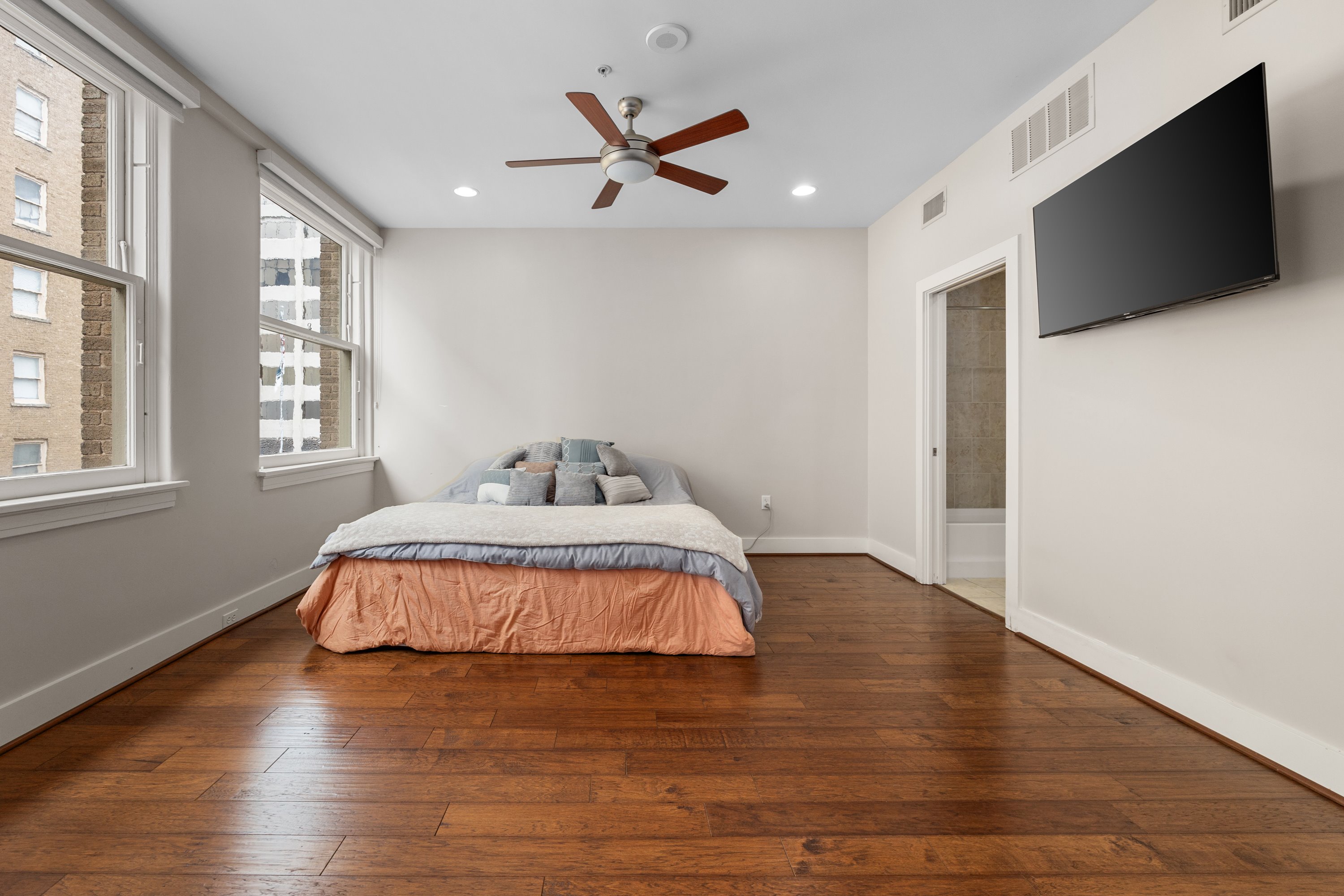  411 7th Street, Fort Worth, TX, 76102 - 物件實景