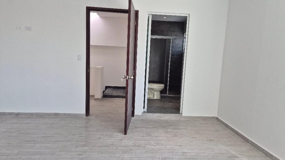 Paseos de Valladolid, Jesús María, Aguascalientes, 20997, Mexico, 4 Bedrooms Bedrooms, ,3 BathroomsBathrooms,Residential,For Sale,Paseos de Valladolid,1671825