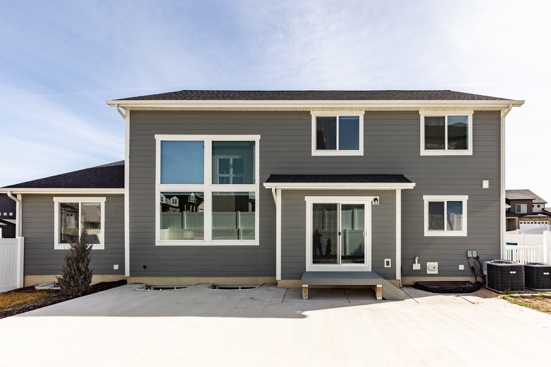  Fantastically Upgraded 2-Story Home with Theater and ADU - 物件實景