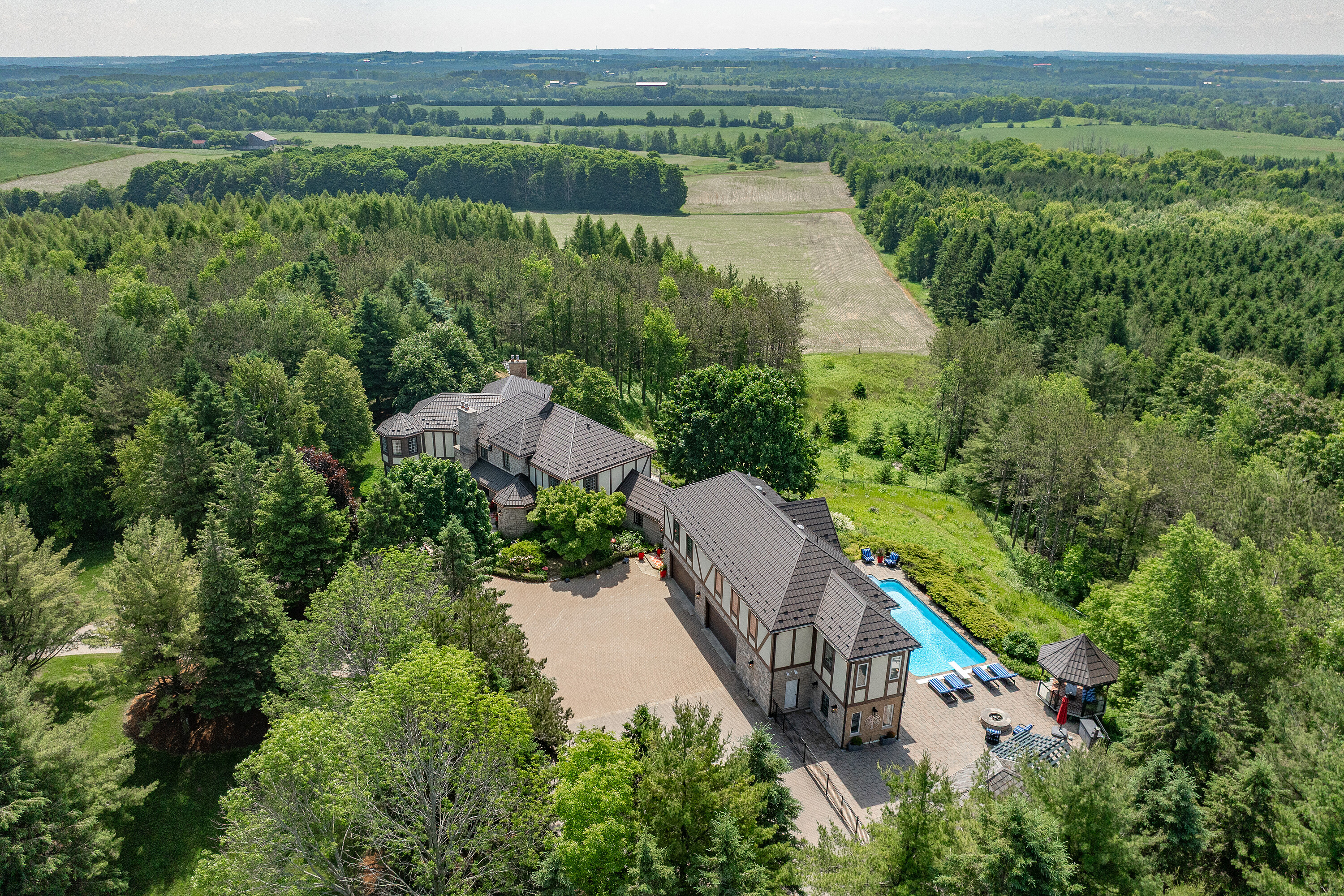  Spectacular Family Estate - 物件實景