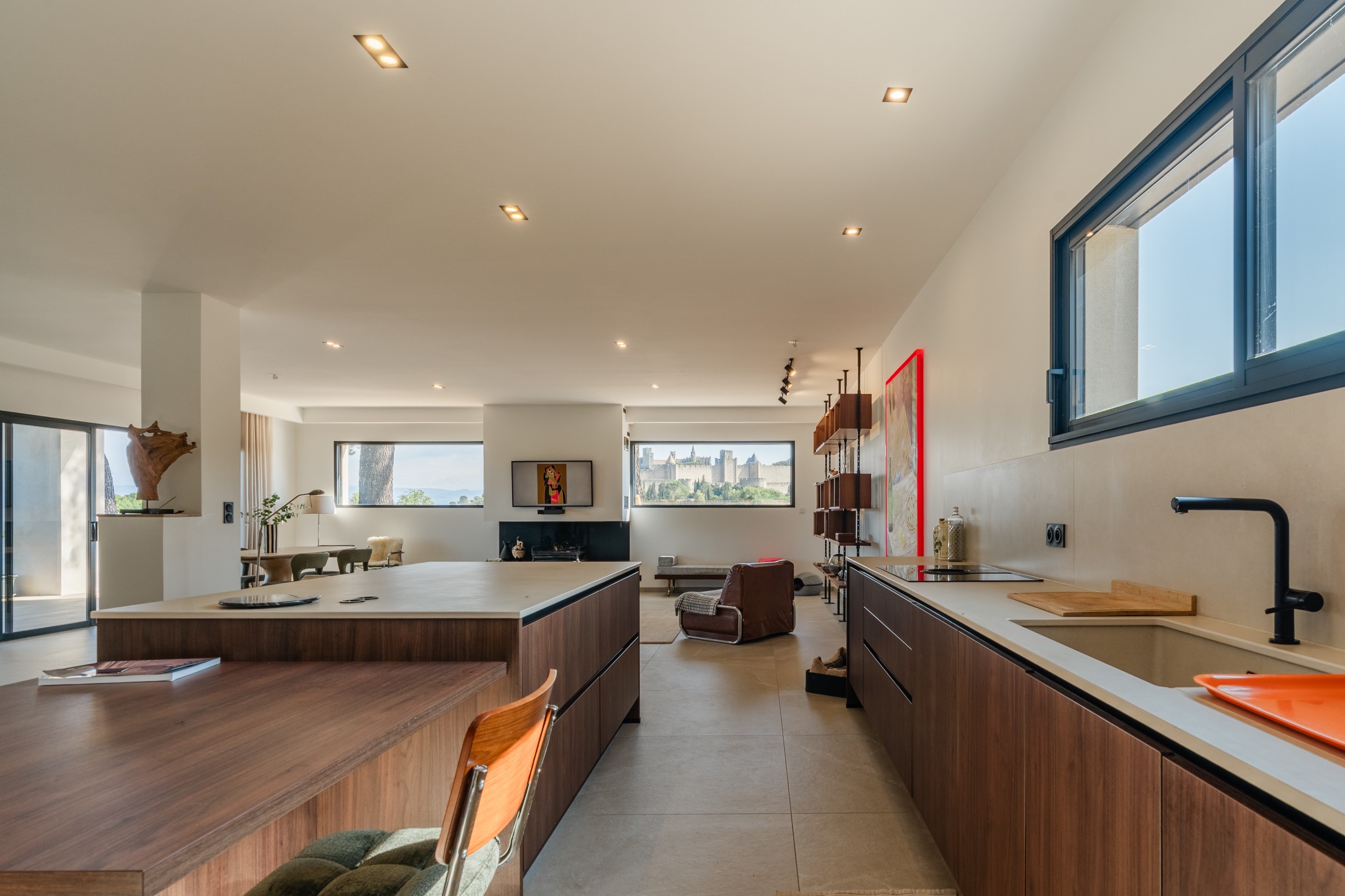  ELEGANT CONTEMPORARY VILLA WITH EXCEPTIONAL VIEWS OF THE Cité de Carcassonne - 物件實景