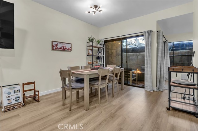 Placentia, California, 92870, United States, 2 Bedrooms Bedrooms, ,3 BathroomsBathrooms,Residential,For Sale,1997793