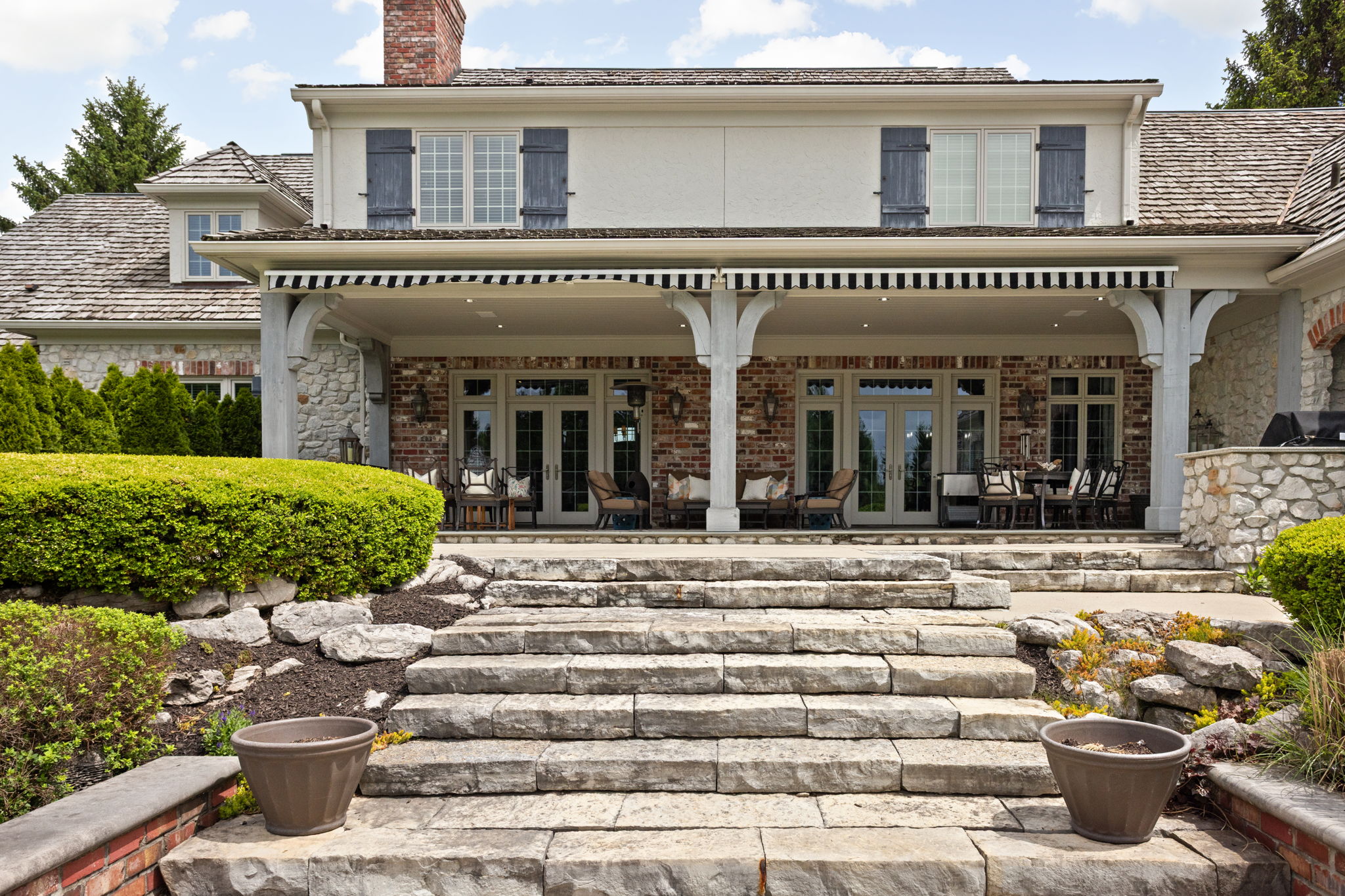  Signature Estate Set on More than 2 Acres in Desirable Zionsville Neighborhood - 物件實景