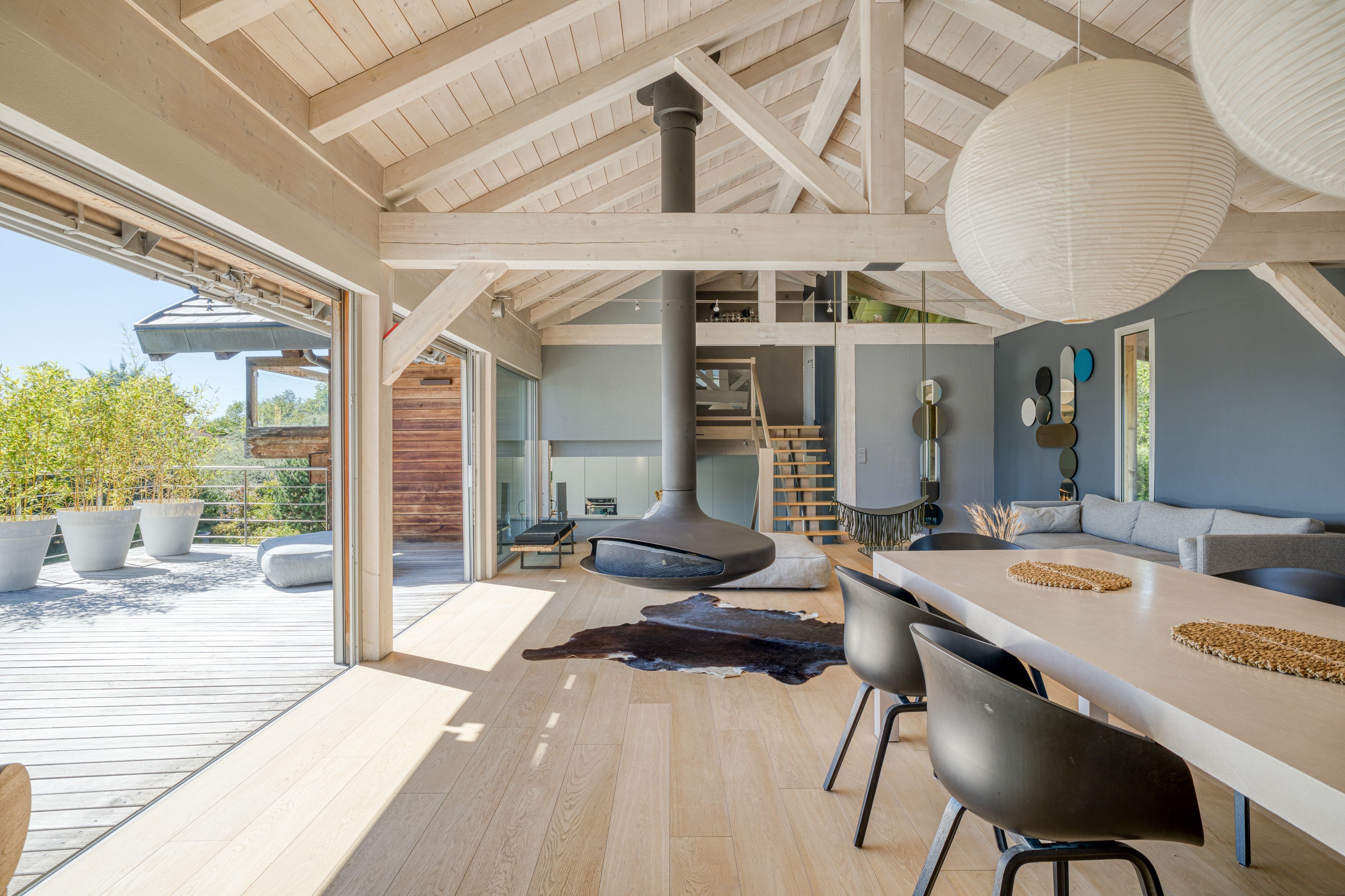  Contemporary Elegance and Alpine Art of Living Overlooking Lake Annecy - 物件實景
