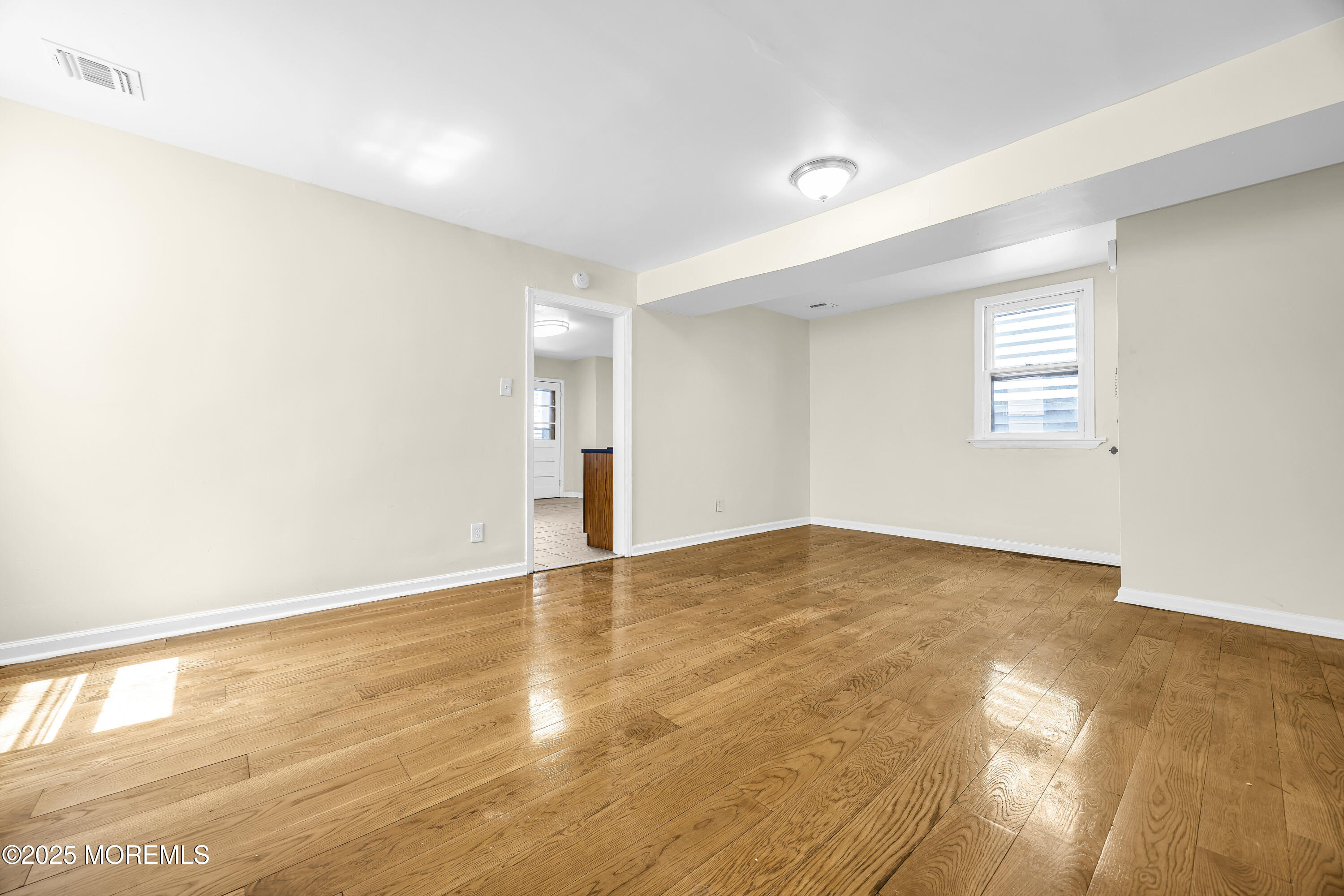 Newark, New Jersey, 07104, United States, 7 Bedrooms Bedrooms, ,3 BathroomsBathrooms,Residential,For Sale,1915900
