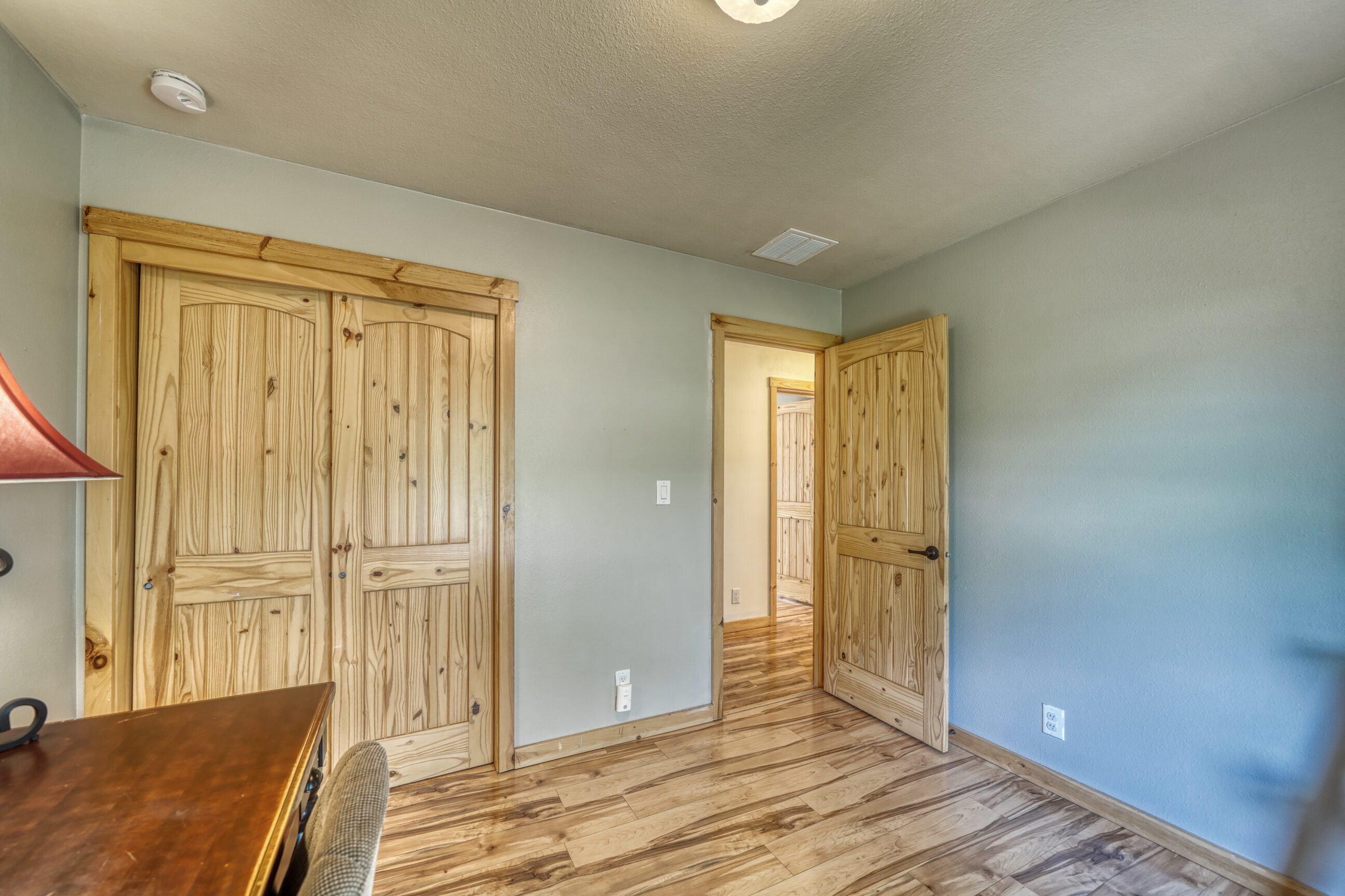 Woodland Park, Colorado, 80863, United States, 3 Bedrooms Bedrooms, ,2 BathroomsBathrooms,Residential,For Sale,1891274