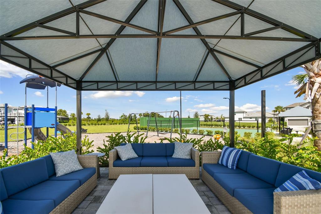 Bradenton, Florida, 34211, United States, 3 Bedrooms Bedrooms, ,3 BathroomsBathrooms,Residential,For Sale,1840439