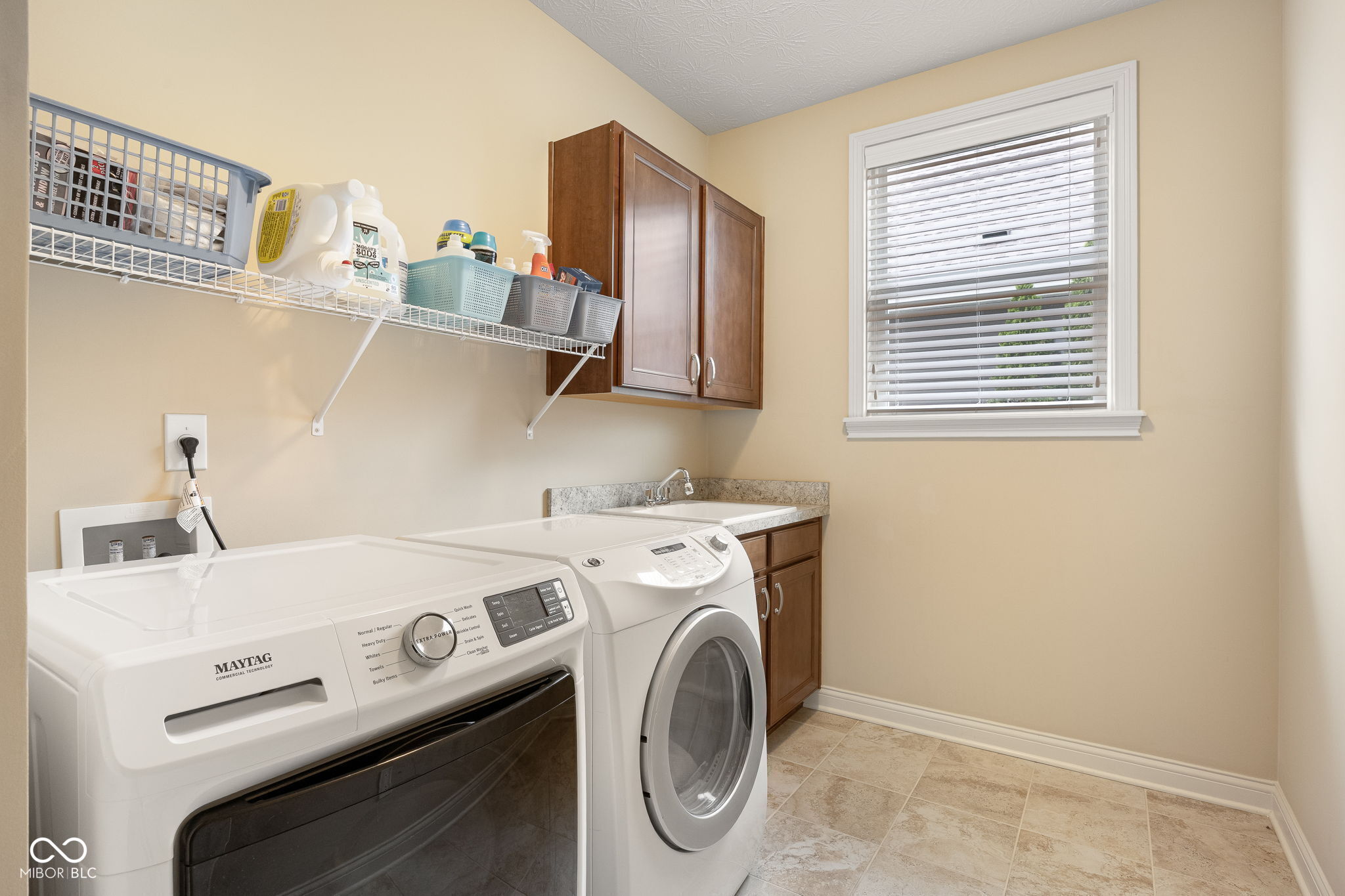 Westfield, Indiana, 46074, United States, 3 Bedrooms Bedrooms, ,3 BathroomsBathrooms,Residential,For Sale,2038367