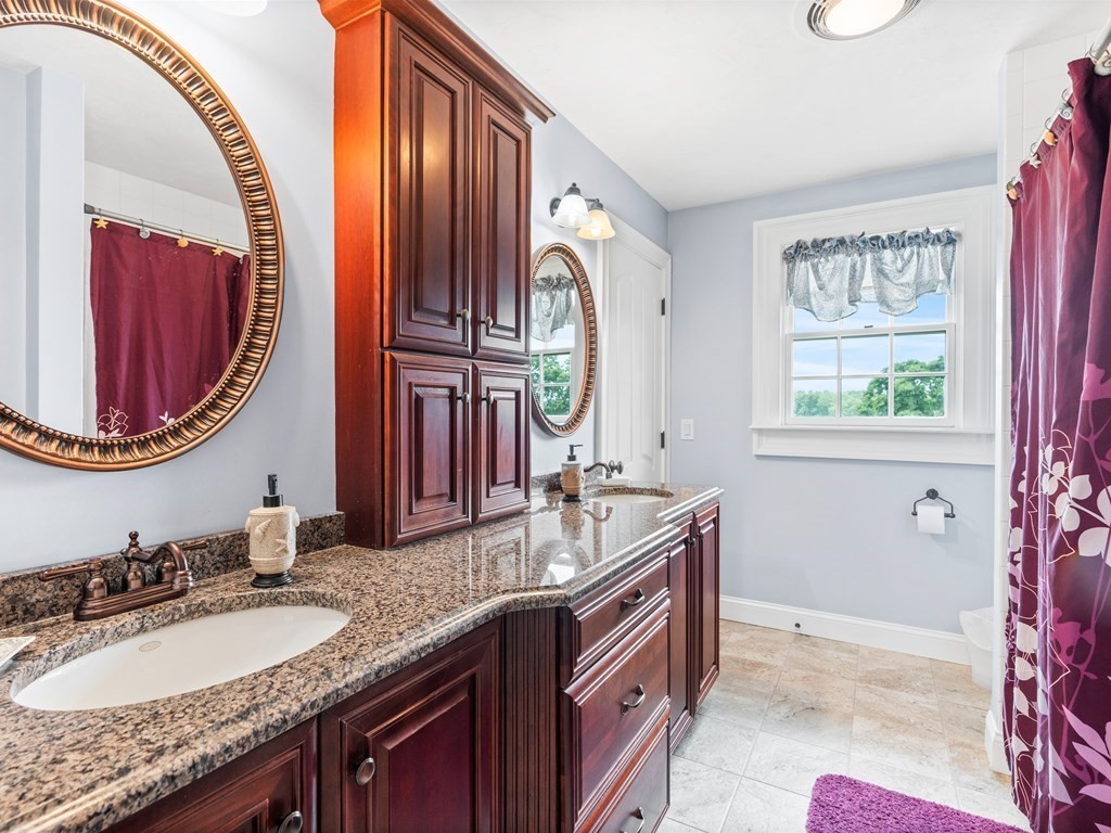 77 Water St, Rehoboth, Massachusetts, 02769, United States, 6 Bedrooms Bedrooms, ,4 BathroomsBathrooms,Residential,For Sale,77 Water St,1229615
