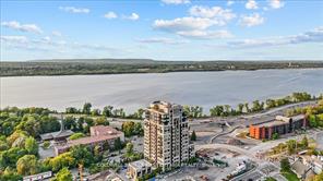 Ottawa, Ontario, K2A 1R8, CA, 2 Bedrooms Bedrooms, ,2 BathroomsBathrooms,Residential,For Sale,1989135