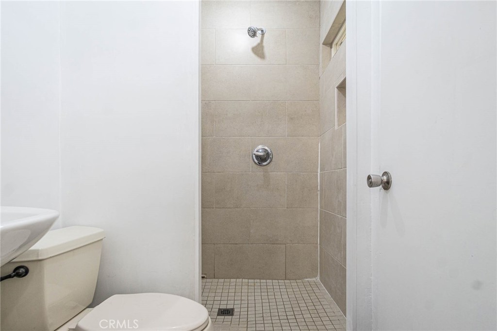 Apple Valley, California, 92308, United States, 4 Bedrooms Bedrooms, ,3 BathroomsBathrooms,Residential,For Sale,2038971