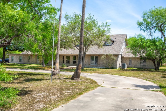 2618 N Armstrong Street, Kingsville, Texas, 78363, United States, 4 Bedrooms Bedrooms, ,5 BathroomsBathrooms,Residential,For Sale,2618 N Armstrong Street,1628223