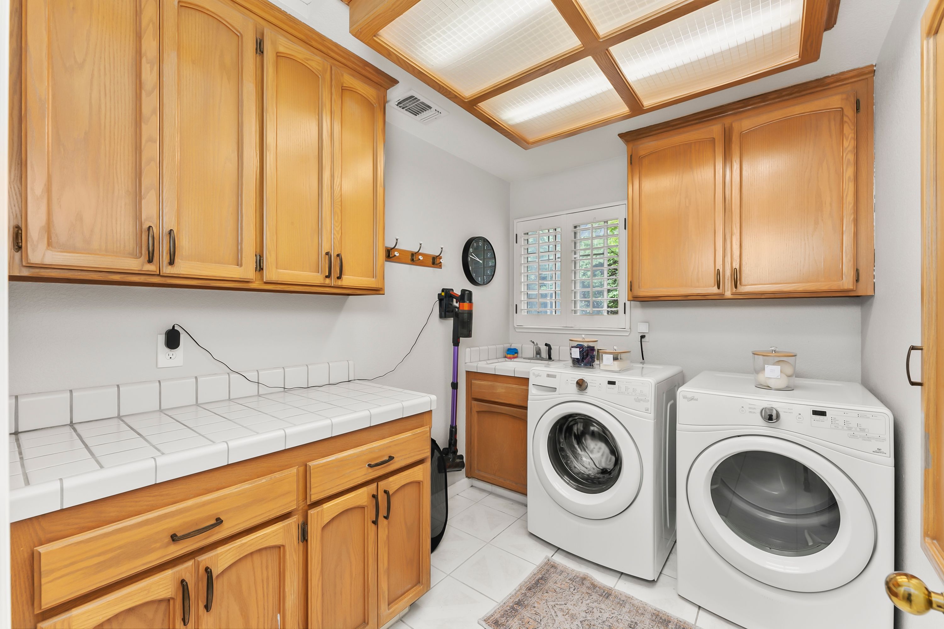  2230 Hillcrest Way, Carmichael, CA 95608 - 物件實景