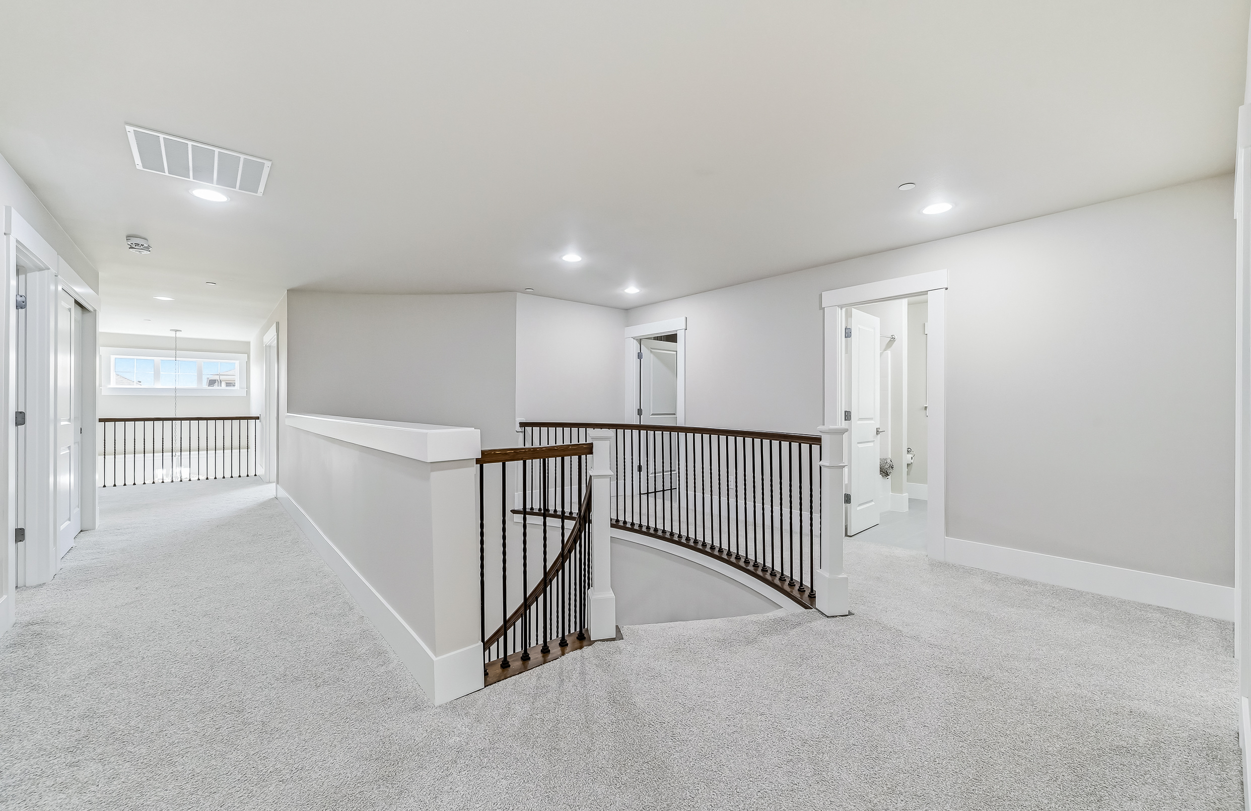  13628 Northeast 133rd Place, Kirkland, WA 98034 - 物件實景