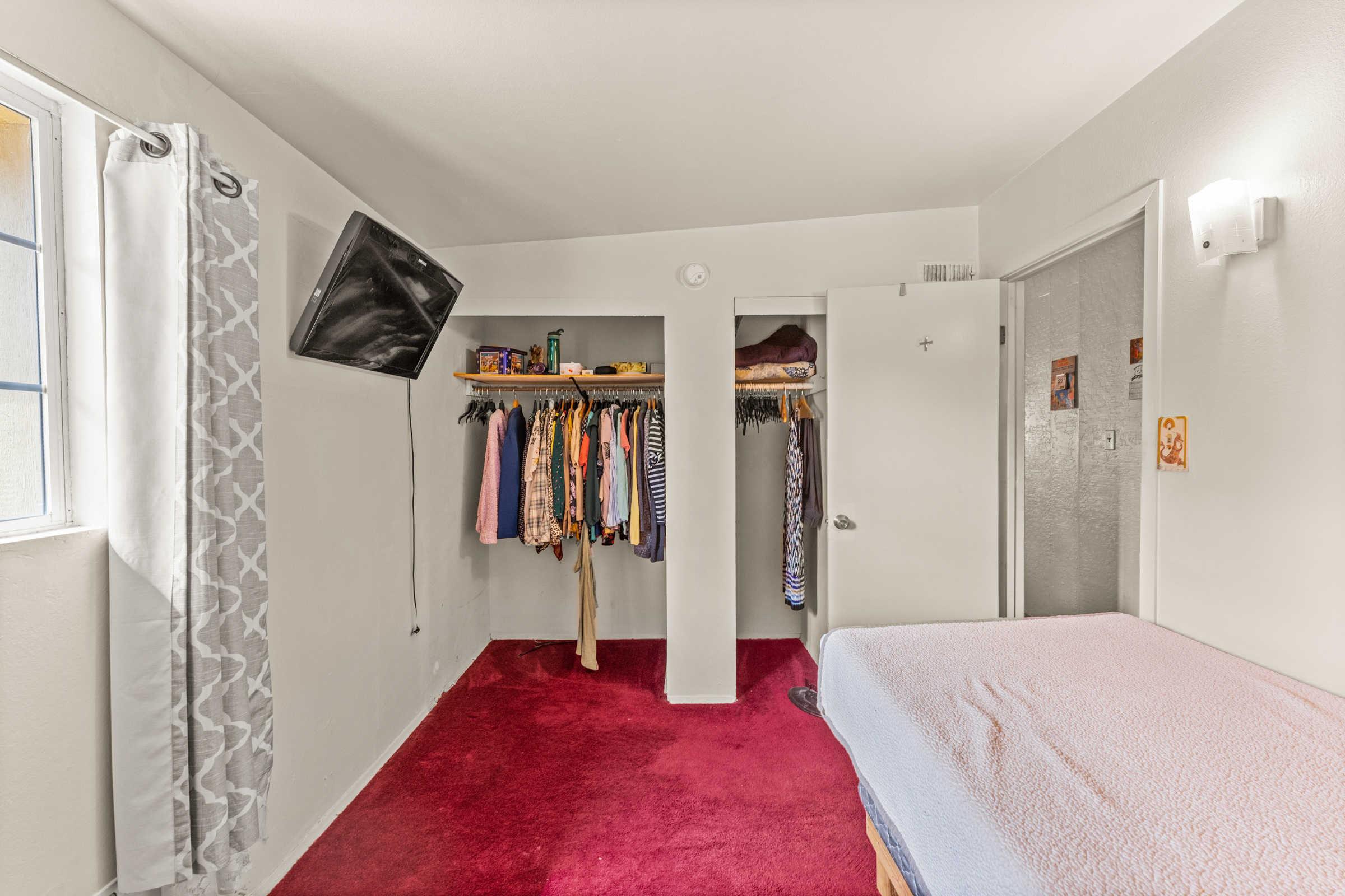 Rialto, California, 92376, United States, 4 Bedrooms Bedrooms, ,2 BathroomsBathrooms,Residential,For Sale,1973663