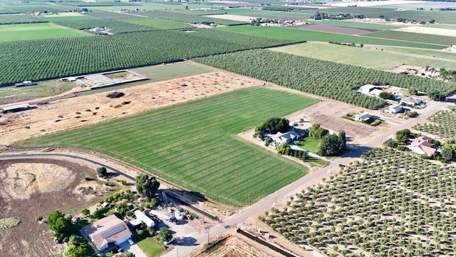 Patterson, California, 95363, United States, 3 Bedrooms Bedrooms, ,4 BathroomsBathrooms,Residential,For Sale,1983213