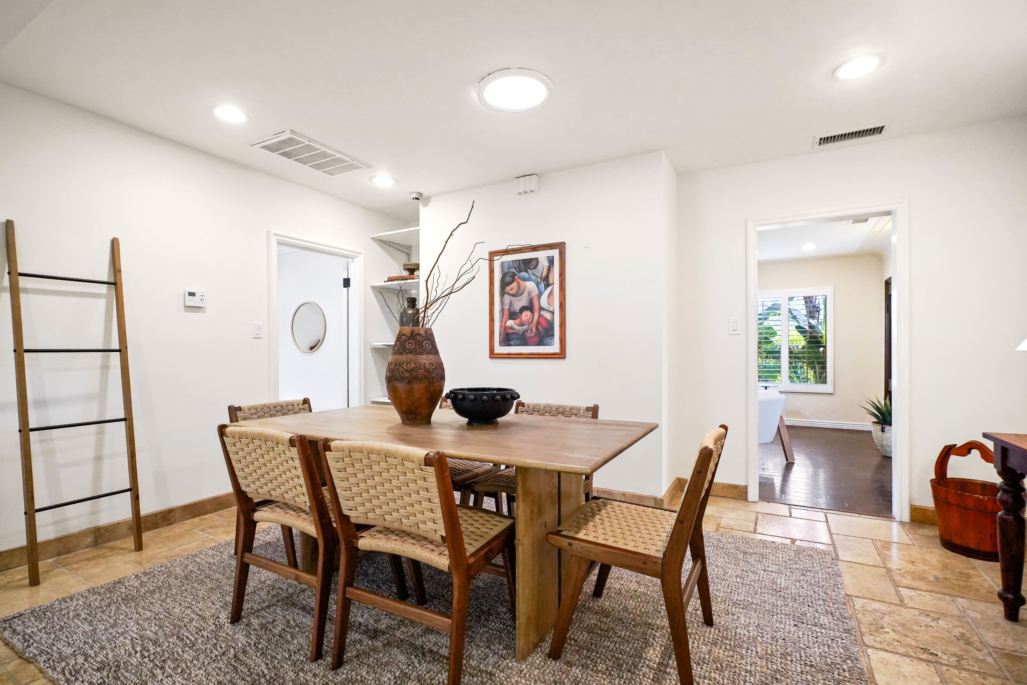  11593 Kling Street - 物件實景