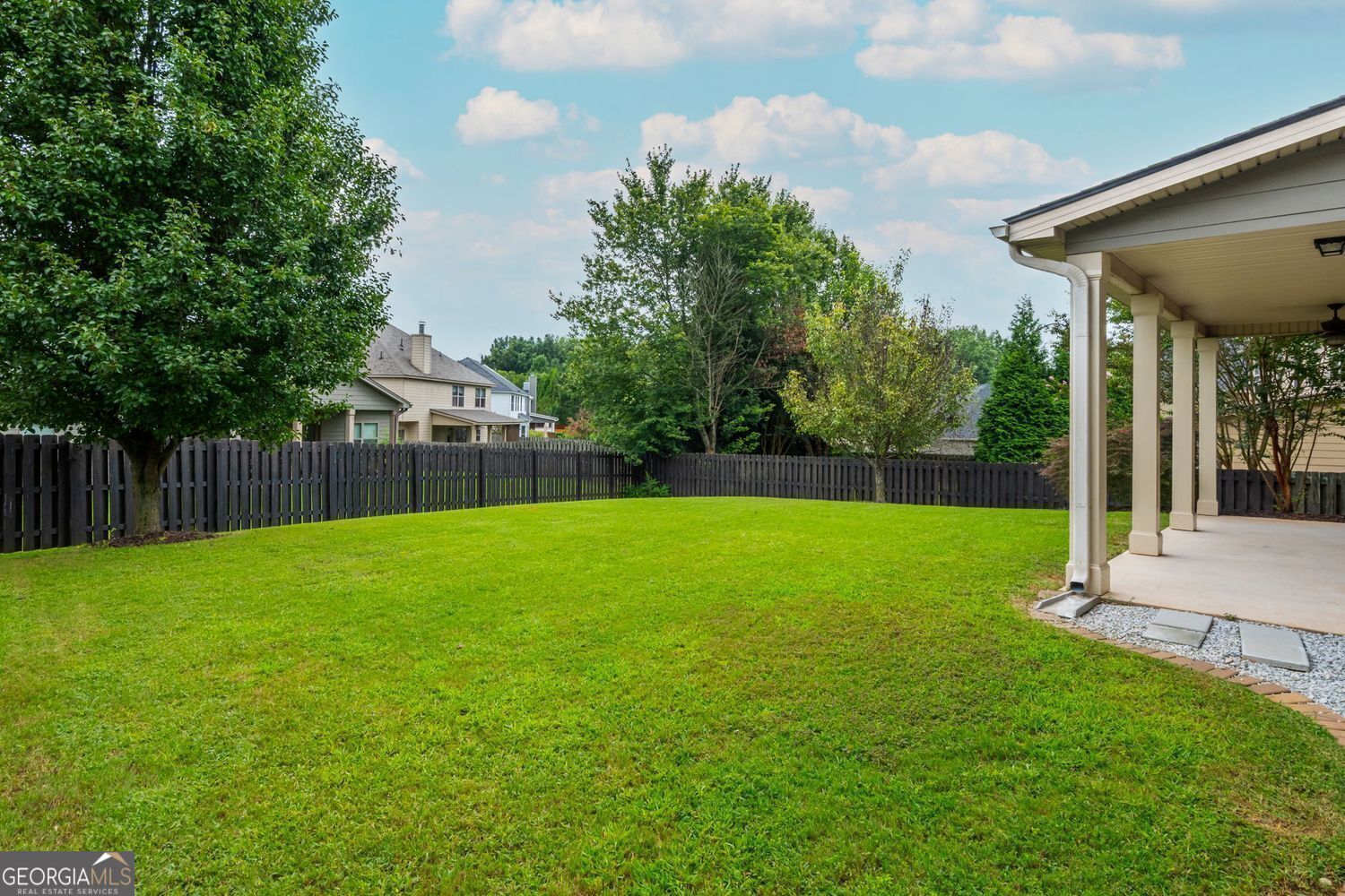 Cumming, Georgia, 30041, United States, 5 Bedrooms Bedrooms, ,3 BathroomsBathrooms,Residential,For Sale,1920285