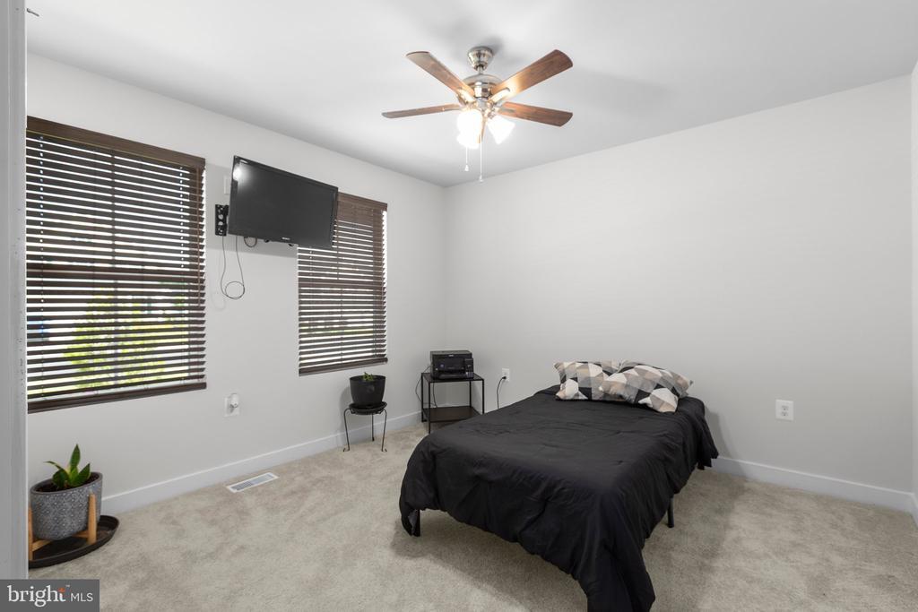 King George, Virginia, 22485, United States, 4 Bedrooms Bedrooms, ,3 BathroomsBathrooms,Residential,For Sale,1954552