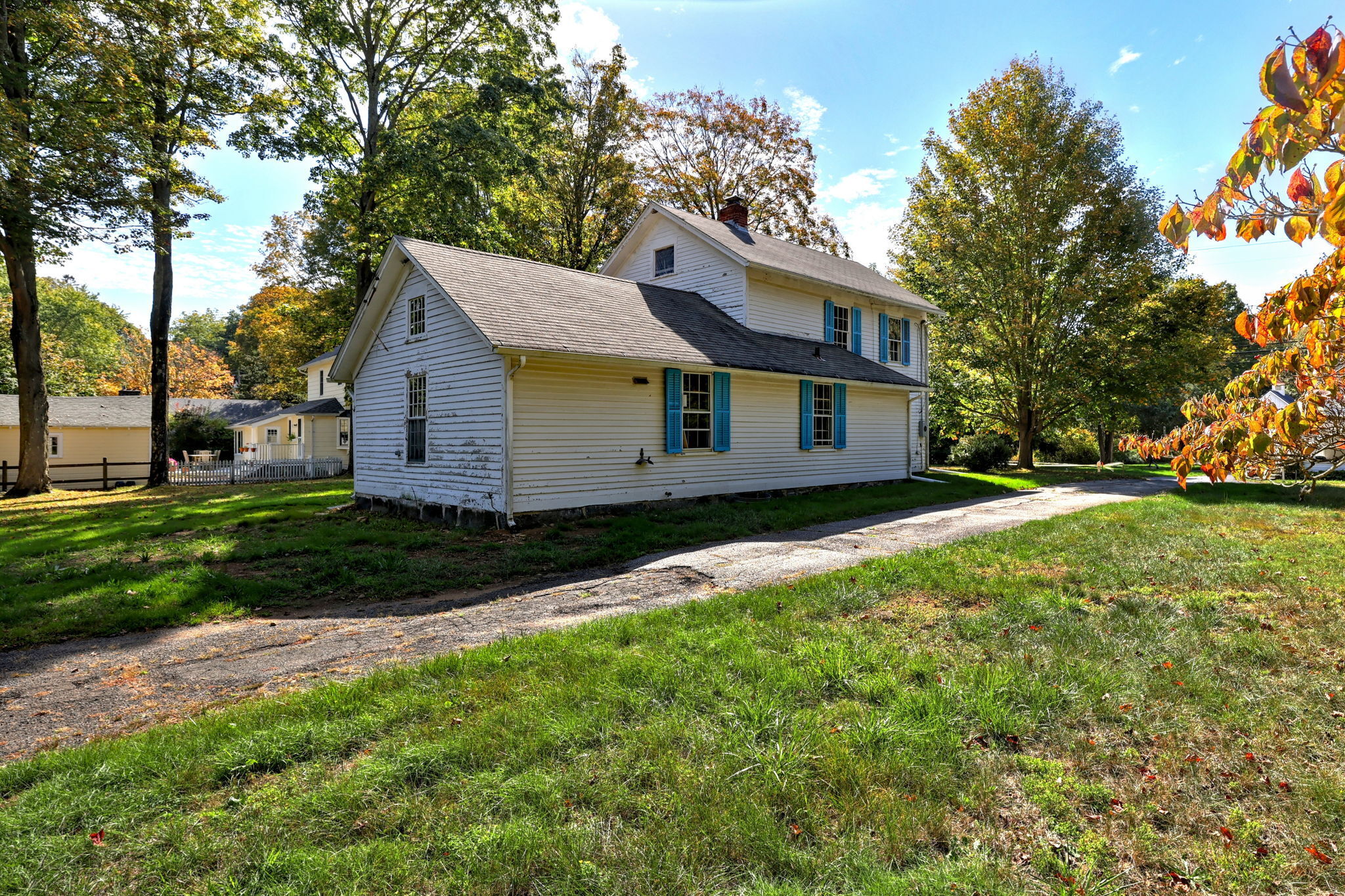 Madison, Connecticut, 06443, United States, 3 Bedrooms Bedrooms, ,1 BathroomBathrooms,Residential,For Sale,1989641