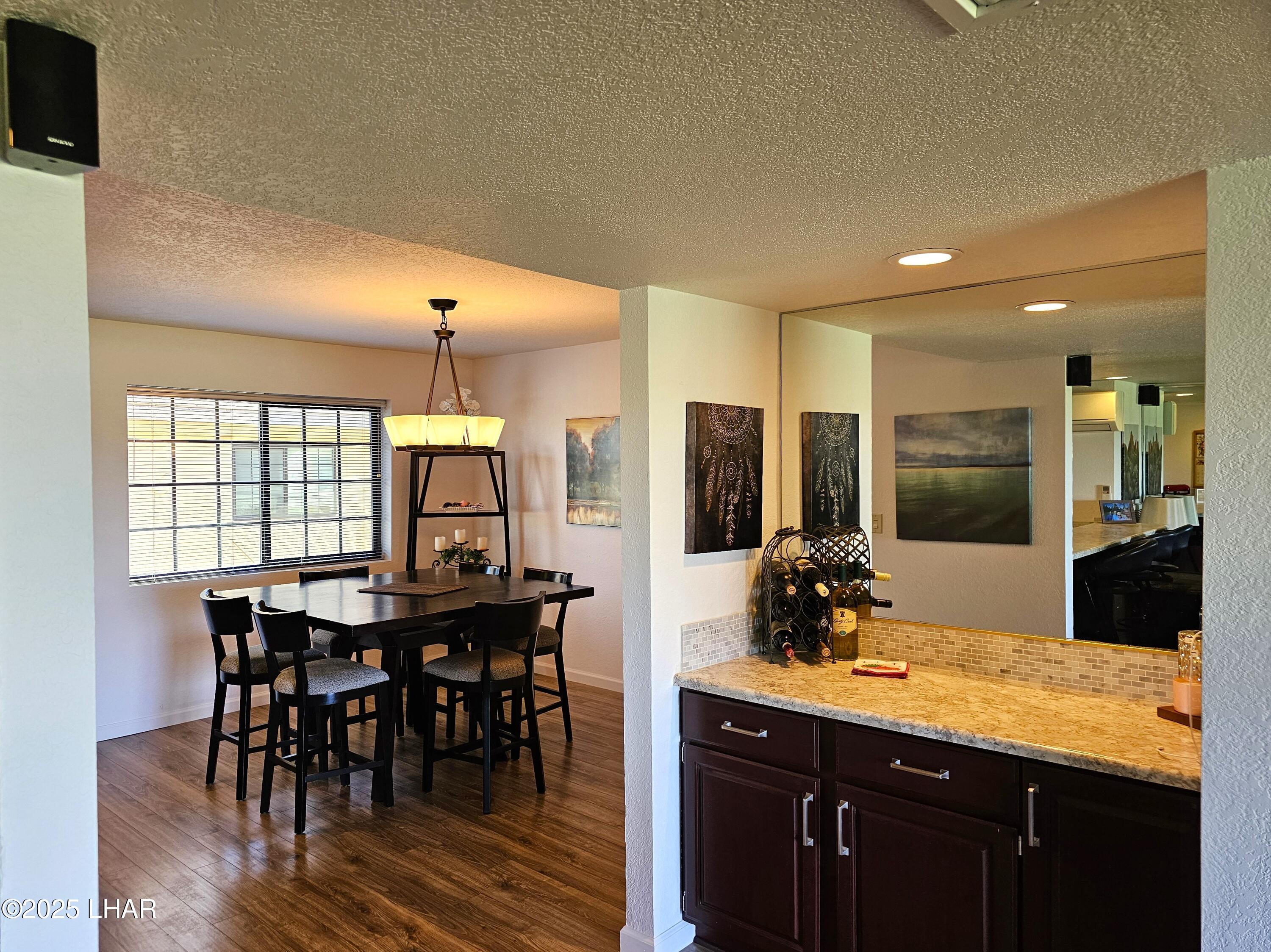 Lake Havasu City, Arizona, 86403, United States, 2 Bedrooms Bedrooms, ,3 BathroomsBathrooms,Residential,For Sale,2001999