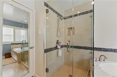 Redondo Beach, California, 90277, United States, 3 Bedrooms Bedrooms, ,2 BathroomsBathrooms,Residential,For Sale,1798298