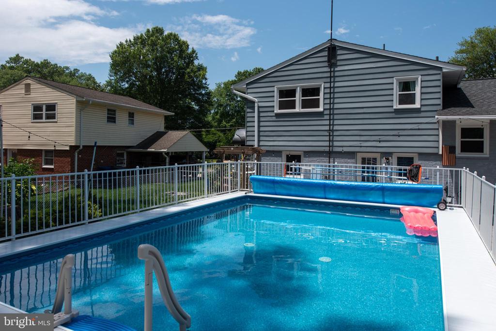 Alexandria, Virginia, 22308, United States, 4 Bedrooms Bedrooms, ,3 BathroomsBathrooms,Residential,For Sale,1921222