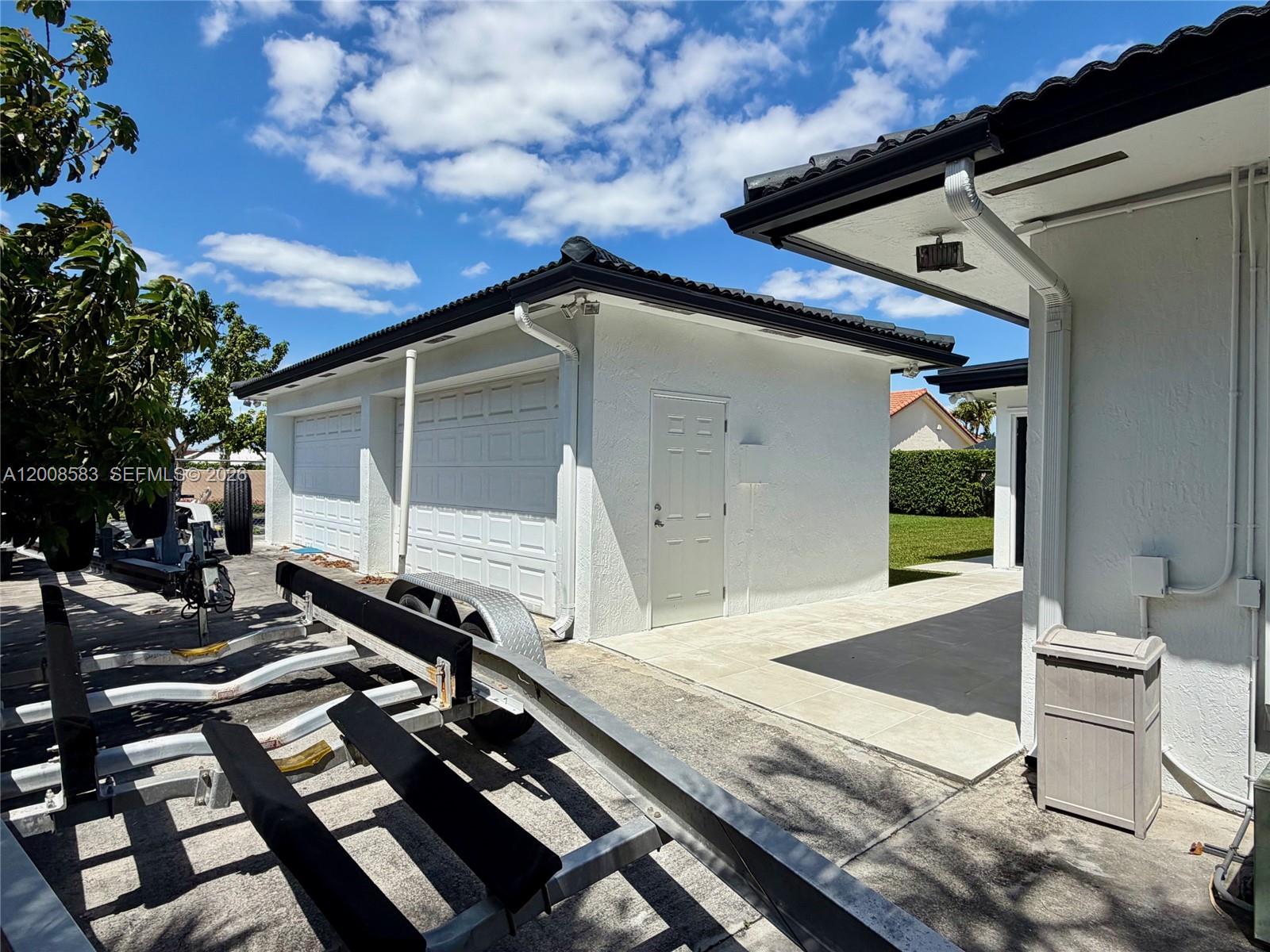 Miami, Florida, 33175, United States, 5 Bedrooms Bedrooms, ,3 BathroomsBathrooms,Residential,For Sale,2040426