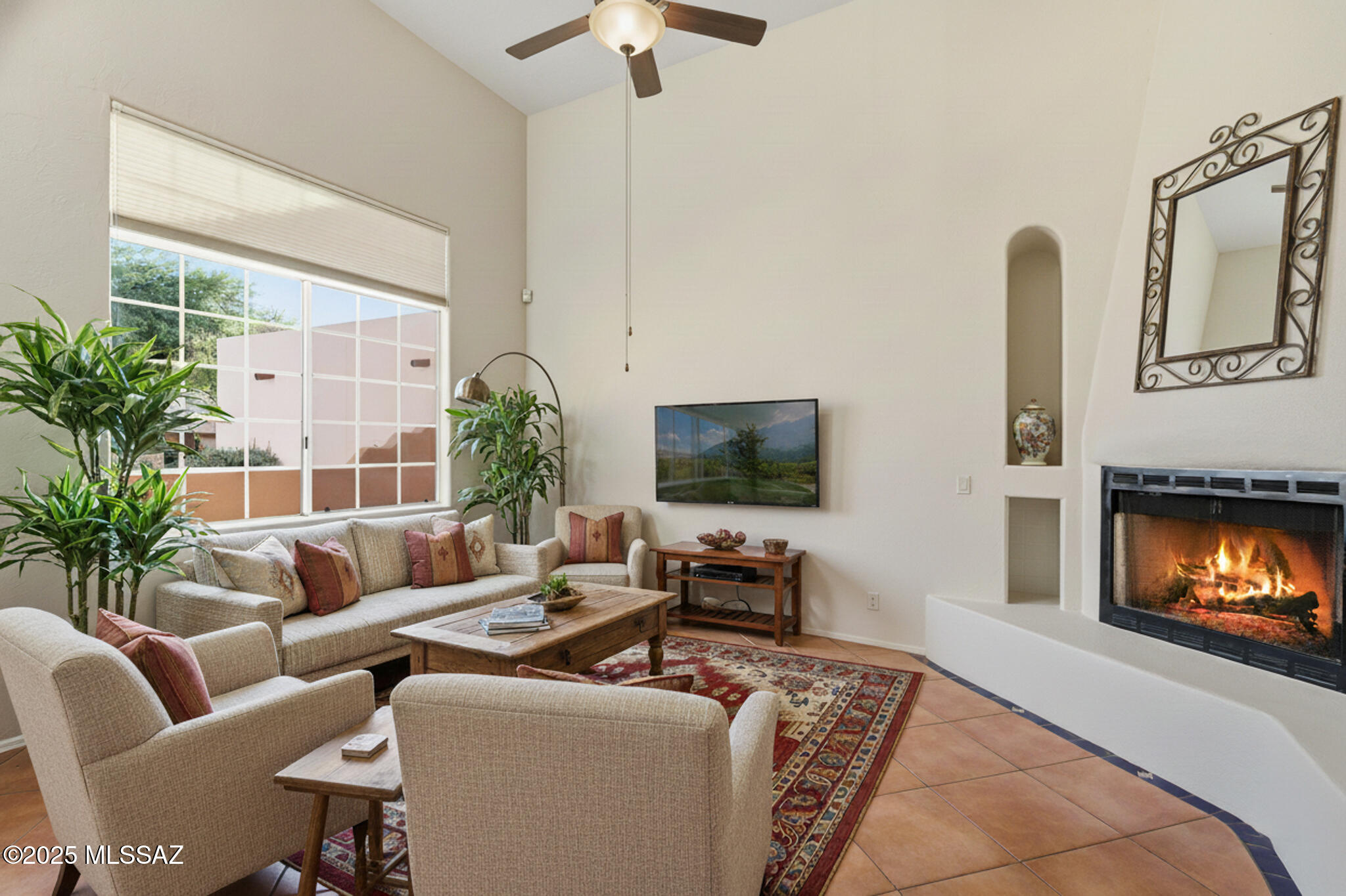 Tucson, Arizona, 85712, United States, 4 Bedrooms Bedrooms, ,3 BathroomsBathrooms,Residential,For Sale,1989179