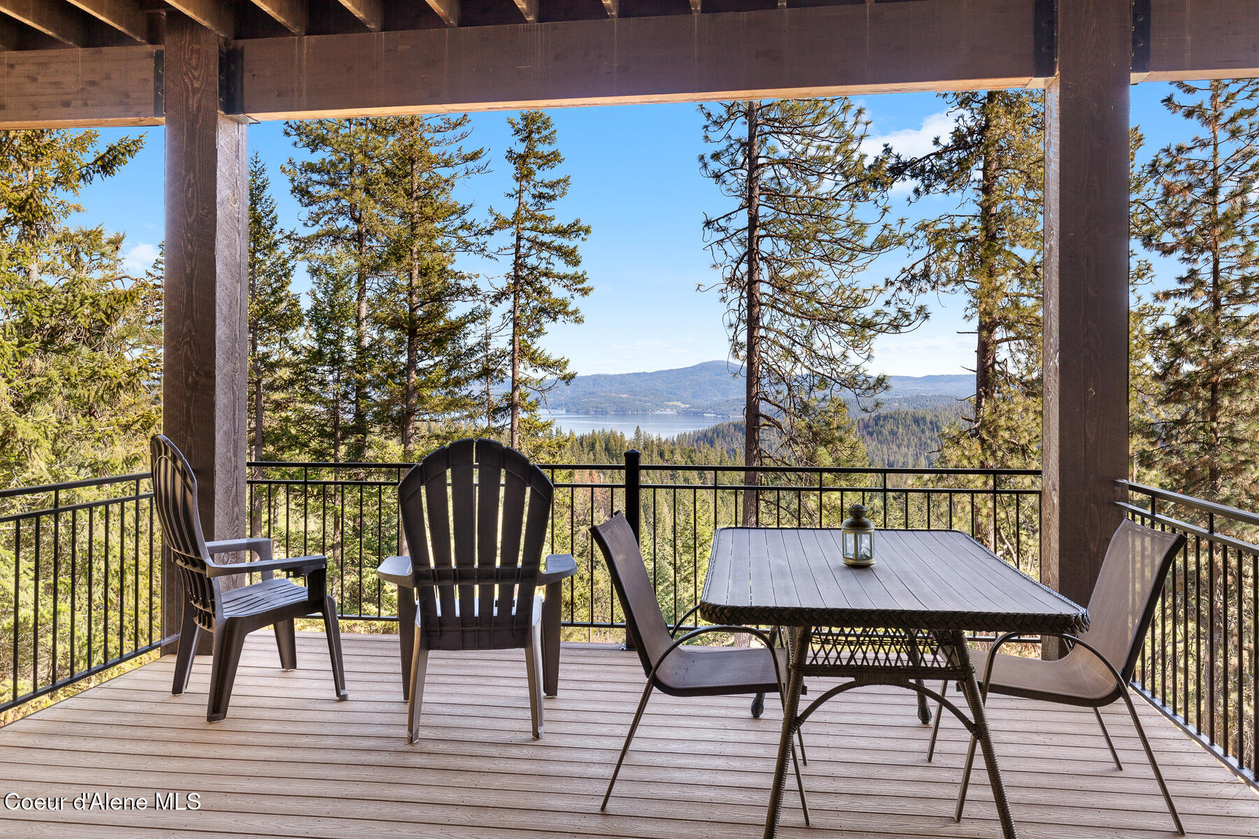 Coeur d'Alene, Idaho, 83814, United States, 5 Bedrooms Bedrooms, ,5 BathroomsBathrooms,Residential,For Sale,1763512