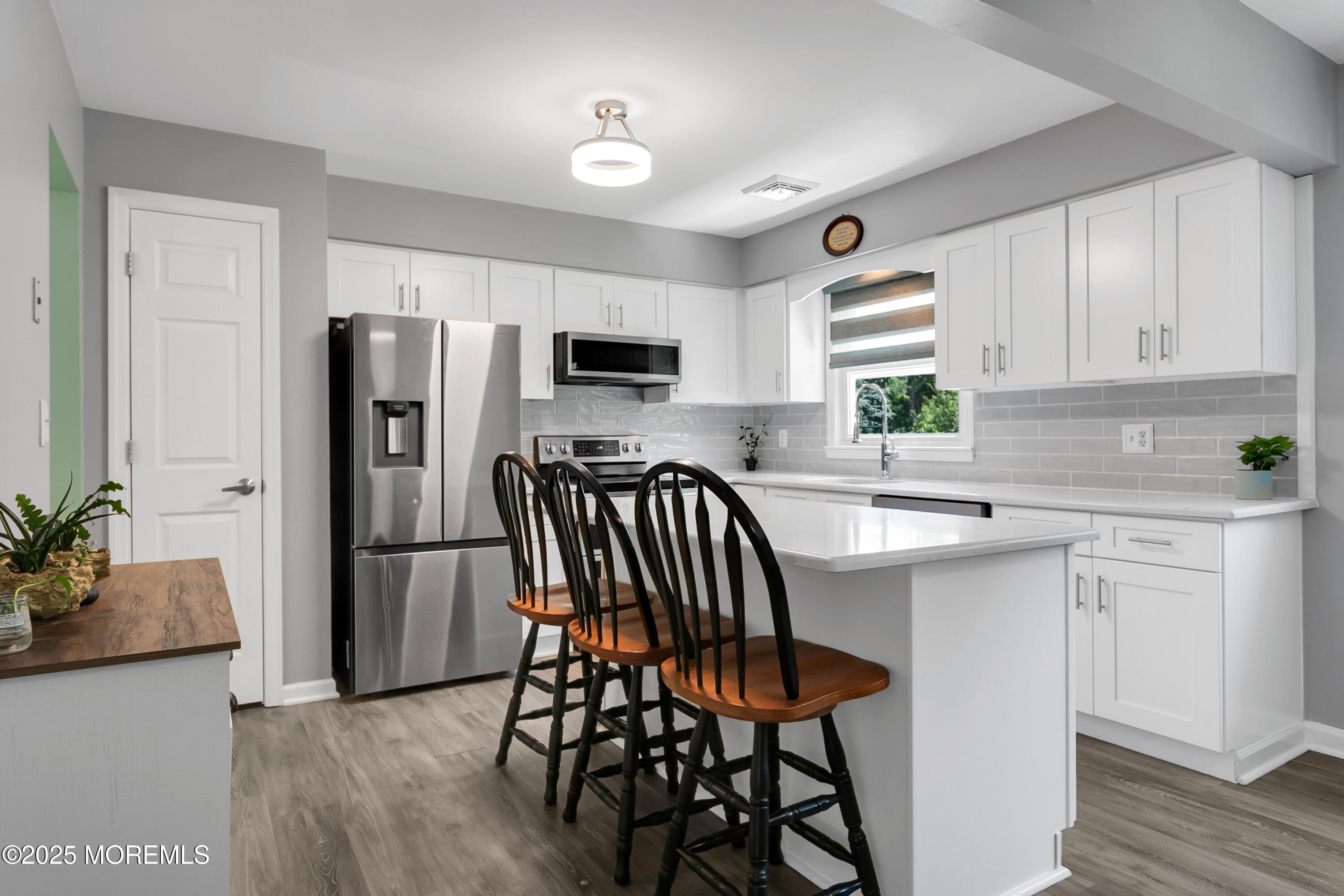 Atlantic Highlands, New Jersey, 07716, United States, 3 Bedrooms Bedrooms, ,2 BathroomsBathrooms,Residential,For Sale,1921380