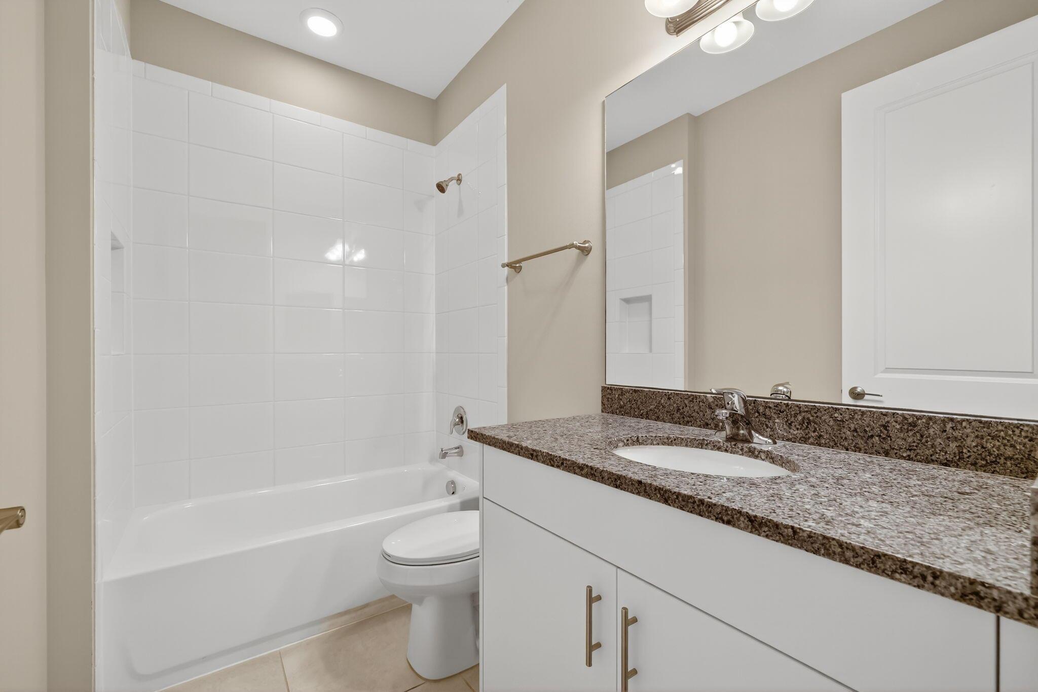 Port St Lucie, Florida, 34987, United States, 3 Bedrooms Bedrooms, ,2 BathroomsBathrooms,Residential,For Sale,1973694