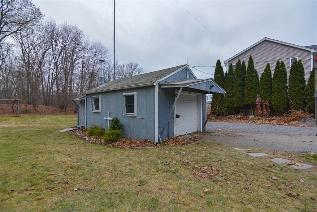 Woburn, Massachusetts, 01801, United States, 2 Bedrooms Bedrooms, ,1 BathroomBathrooms,Residential,For Sale,2048463