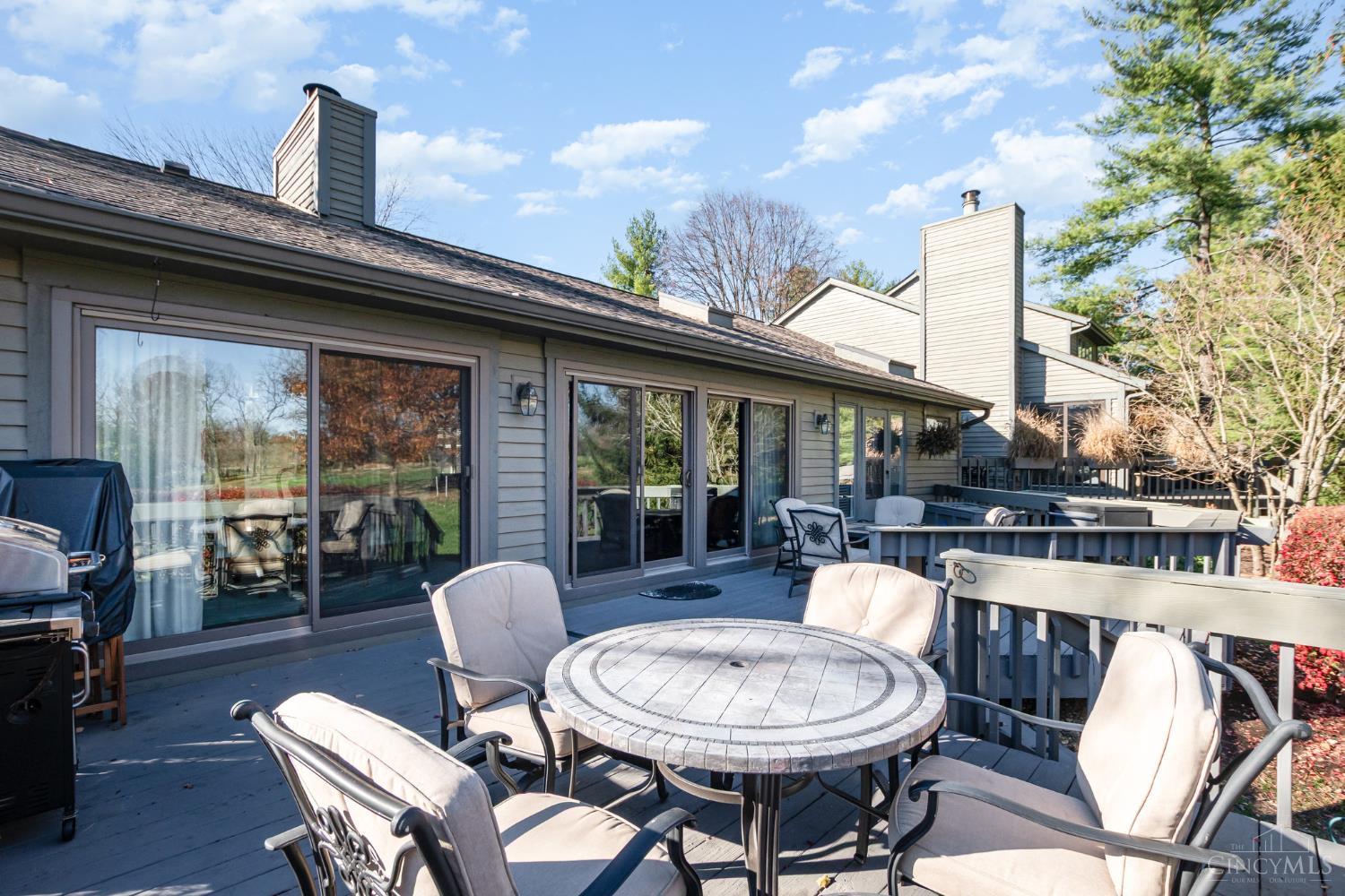 Blue Ash, Ohio, 45241, United States, 3 Bedrooms Bedrooms, ,3 BathroomsBathrooms,Residential,For Sale,2003391