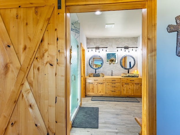 Possum Kingdom Lake, Texas, 76450, United States, 3 Bedrooms Bedrooms, ,4 BathroomsBathrooms,Residential,For Sale,2008180